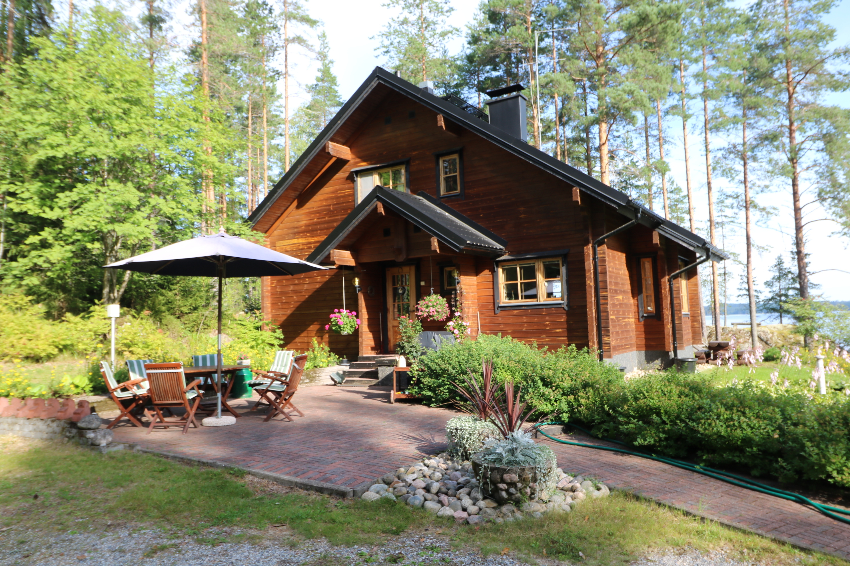 Kommerniementie 648, Savonlinna