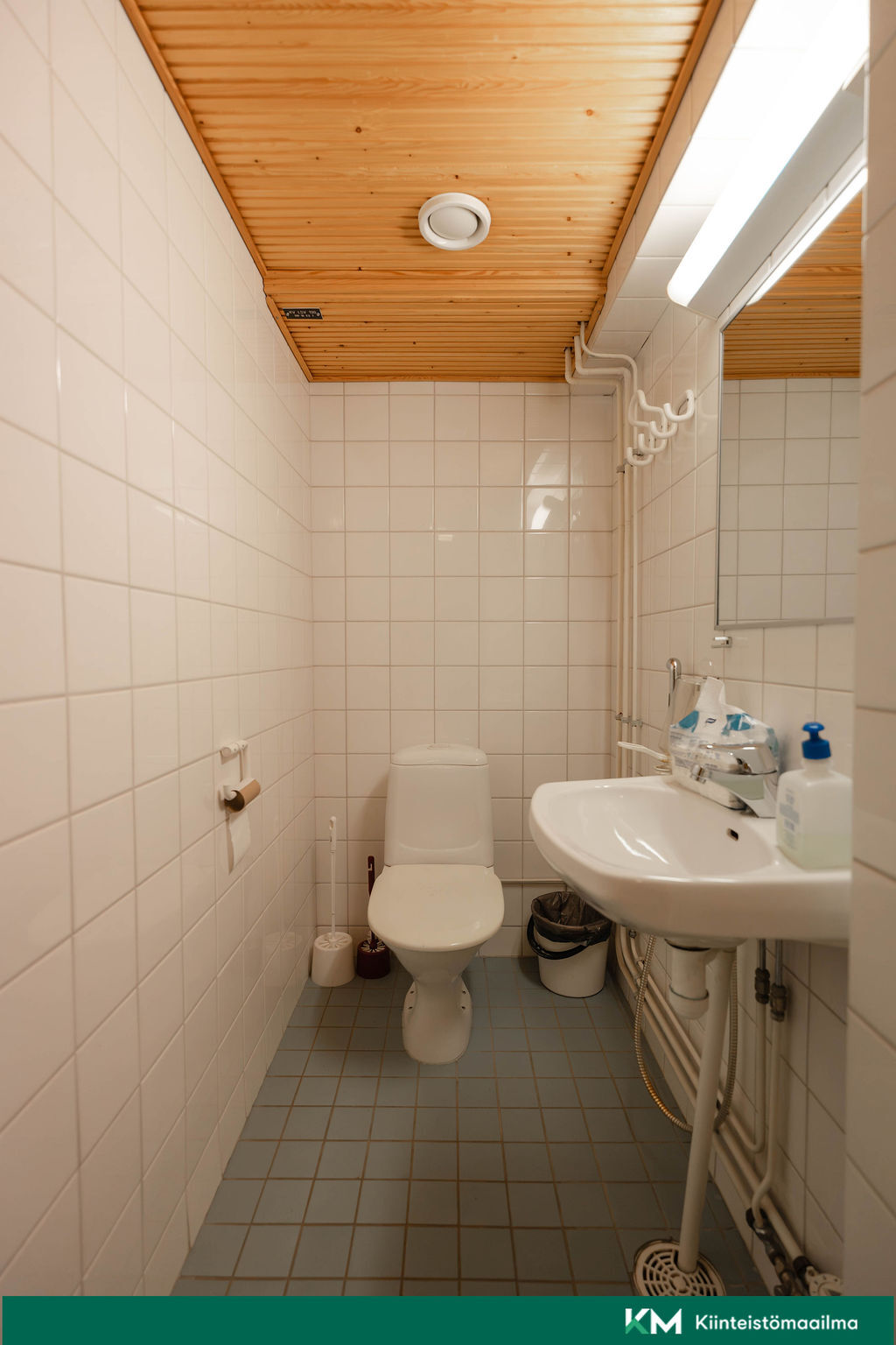 taloyhtiön wc-tila/sauna