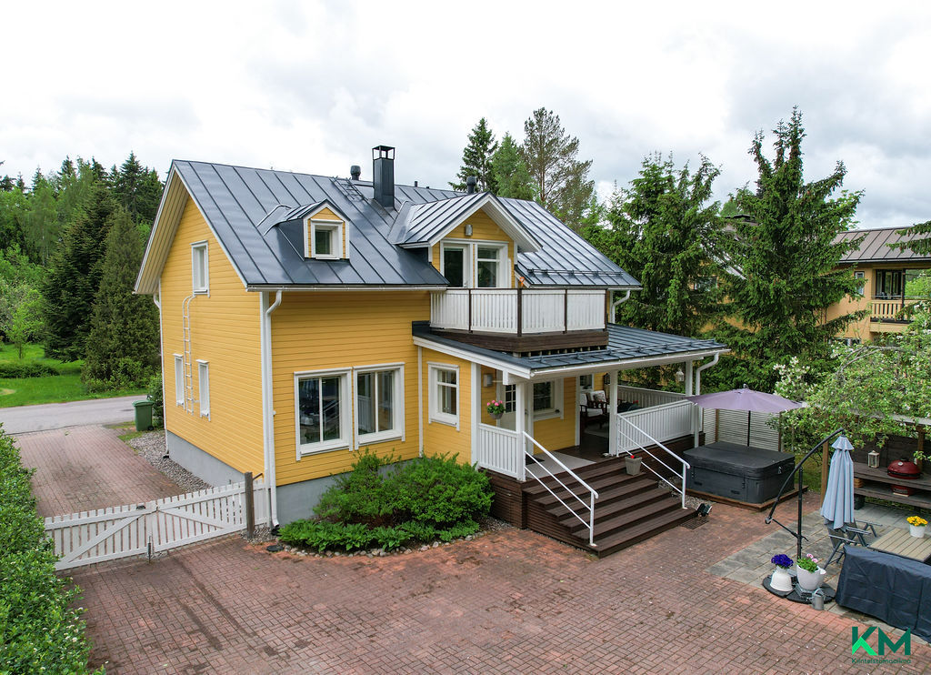 Vanamontie 13b, Laune, Lahti