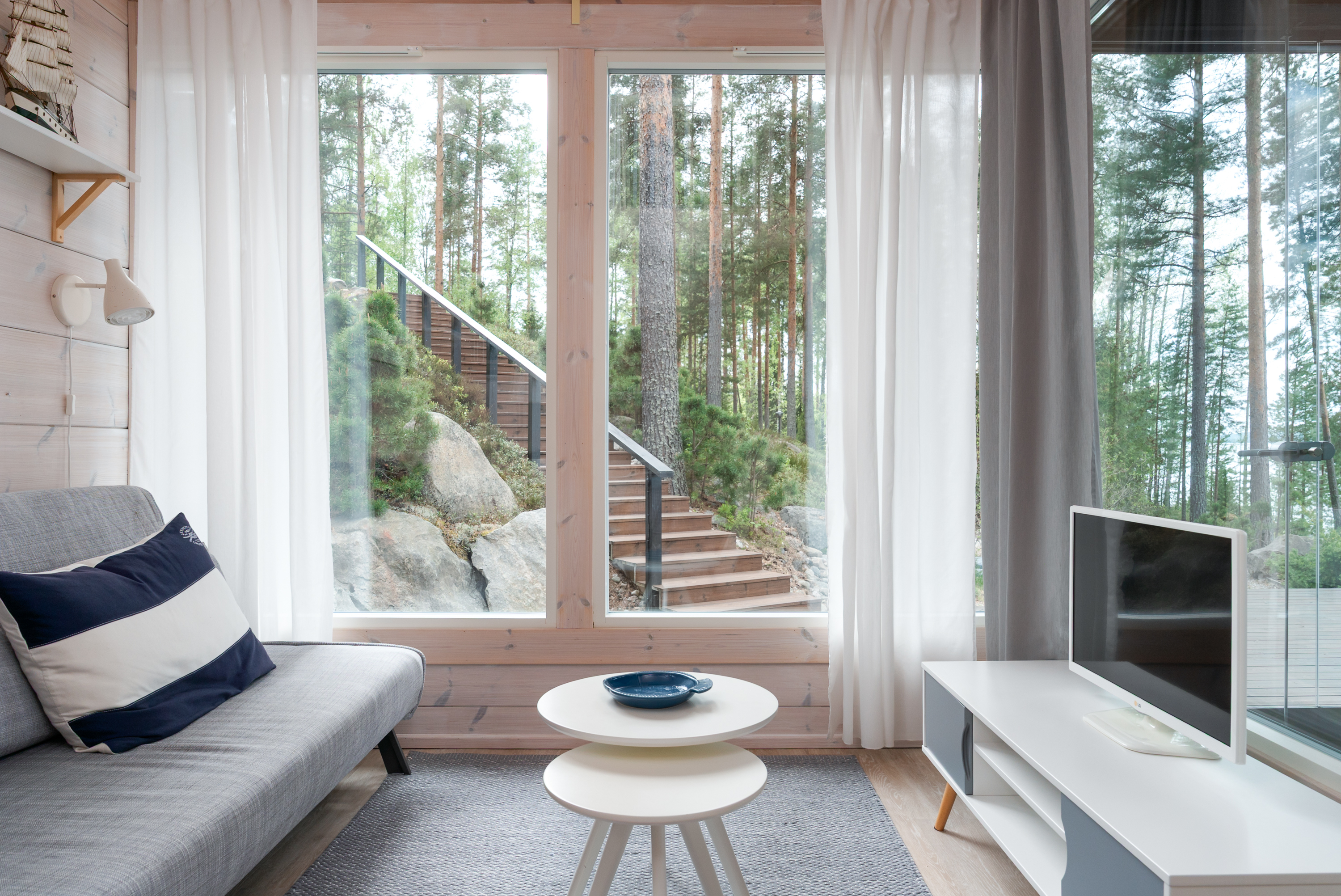 Haasianlahdentie 90, Luhanka