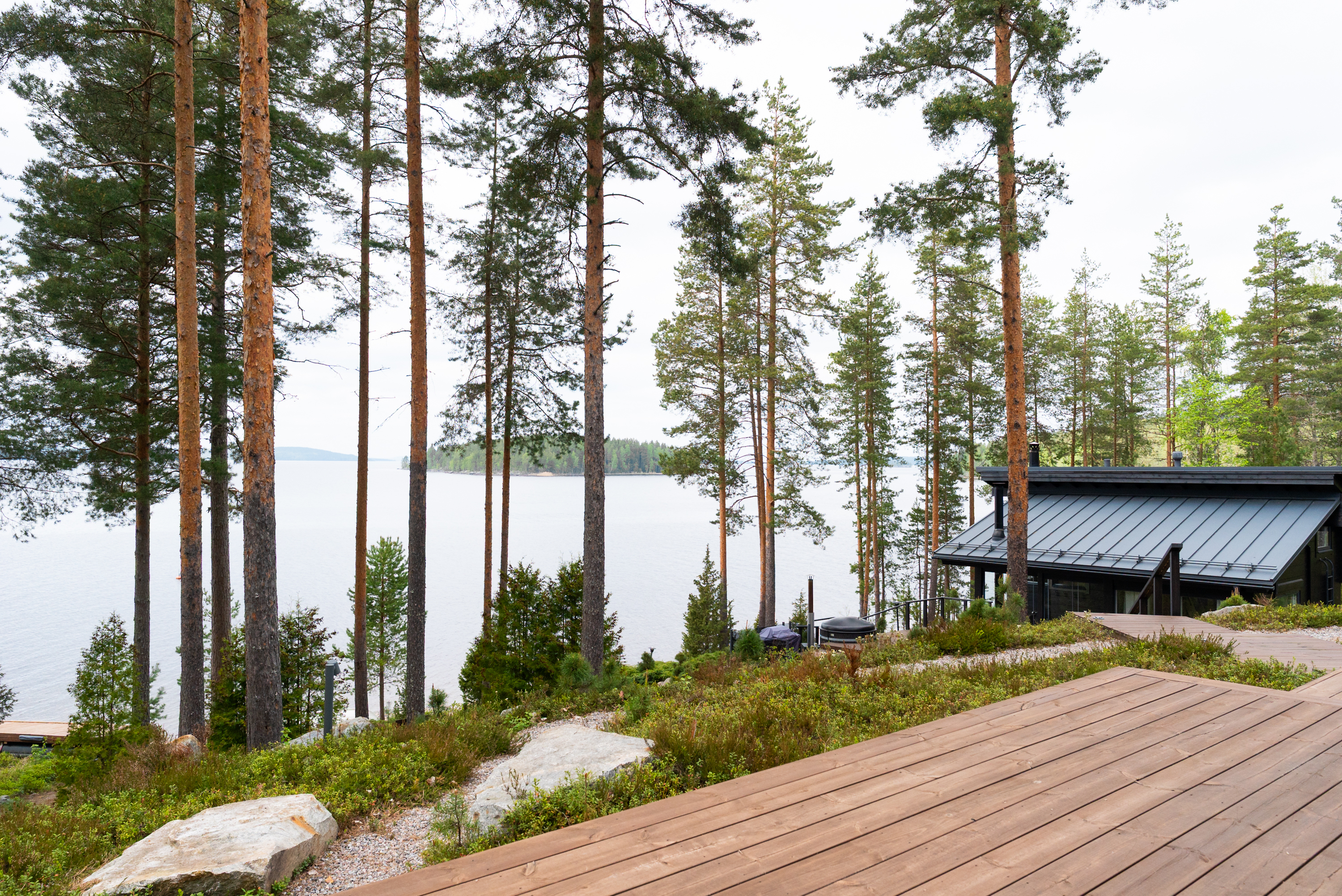 Haasianlahdentie 90, Luhanka