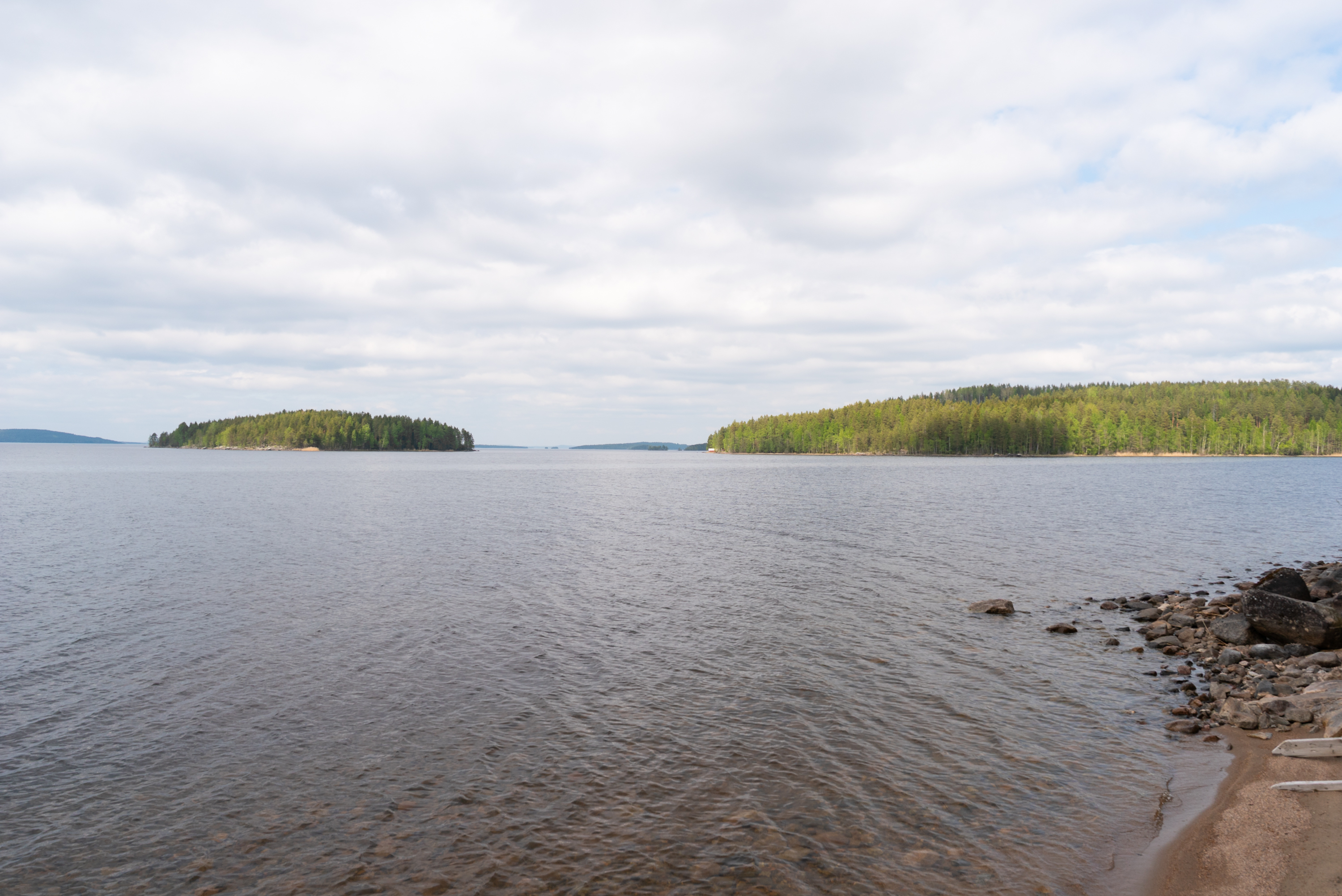 Haasianlahdentie 90, Luhanka