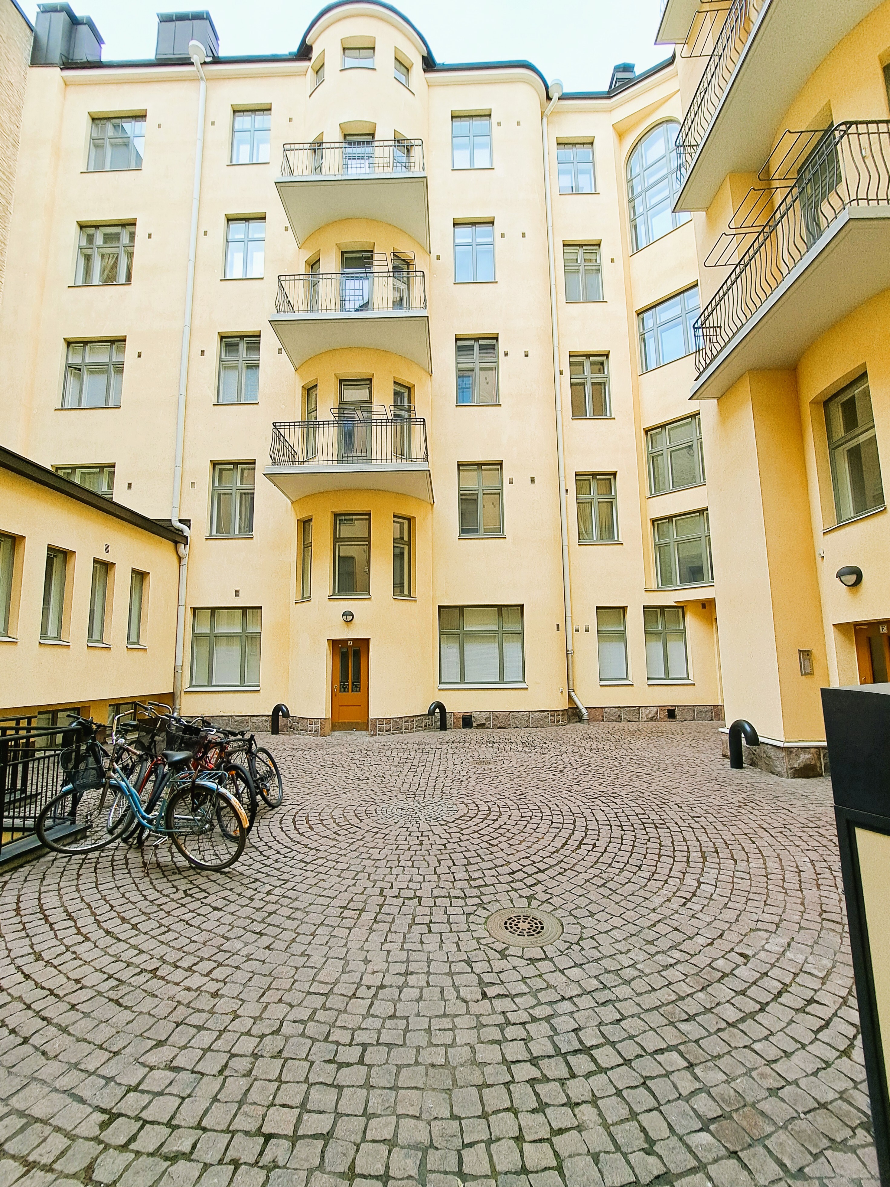 Ritarikatu 9, Kruununhaka, Helsinki