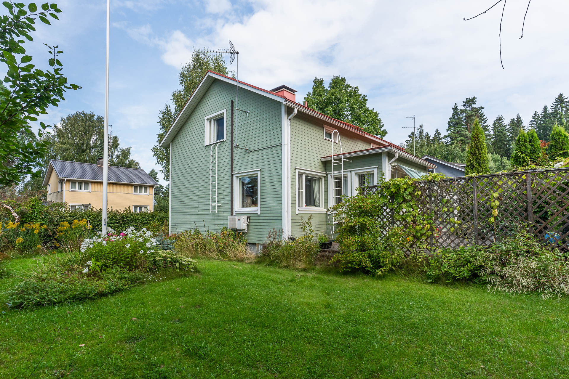 Metsästäjänkatu 29