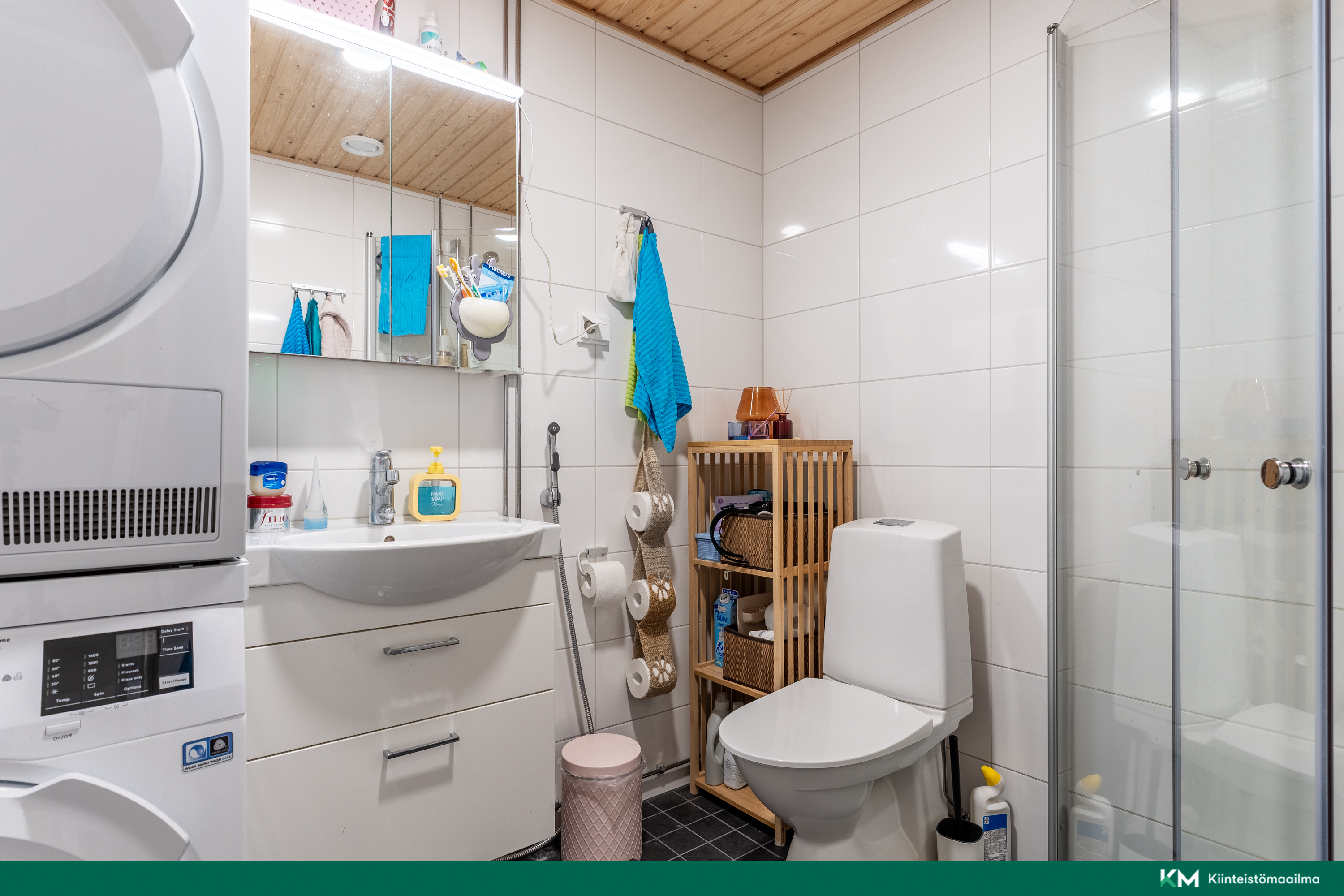 Unikkotie 11, Tikkurila, Vantaa