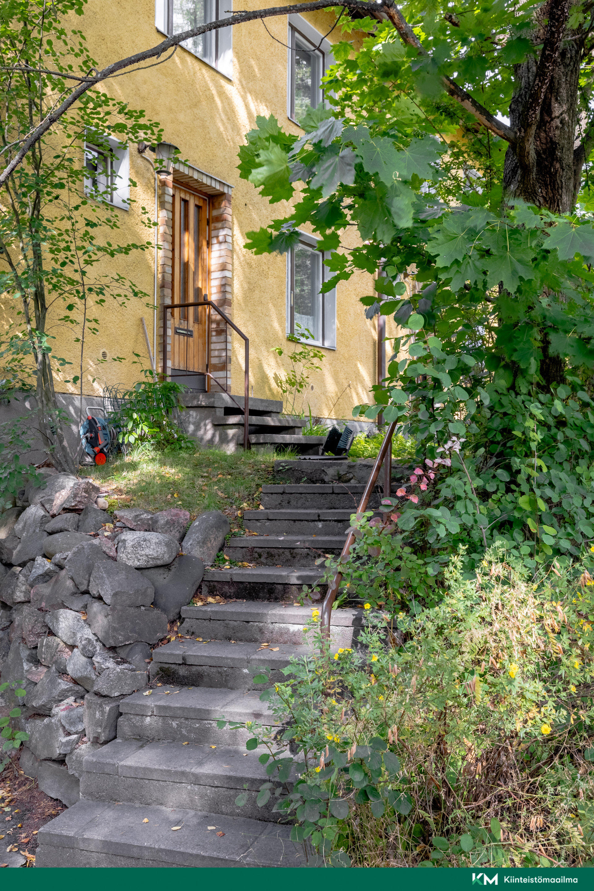 Hirvitie 8, Herttoniemi, Helsinki
