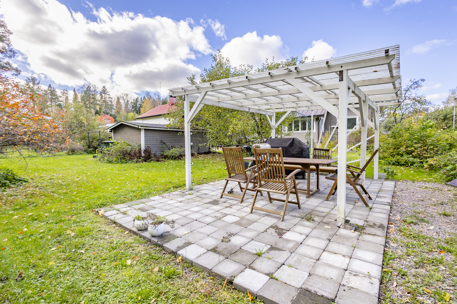 pihalla pergola