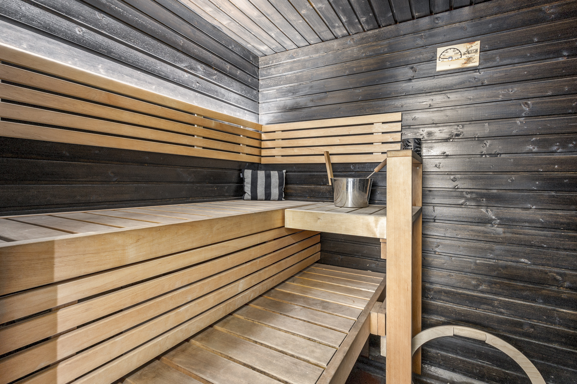 sauna kellarissa