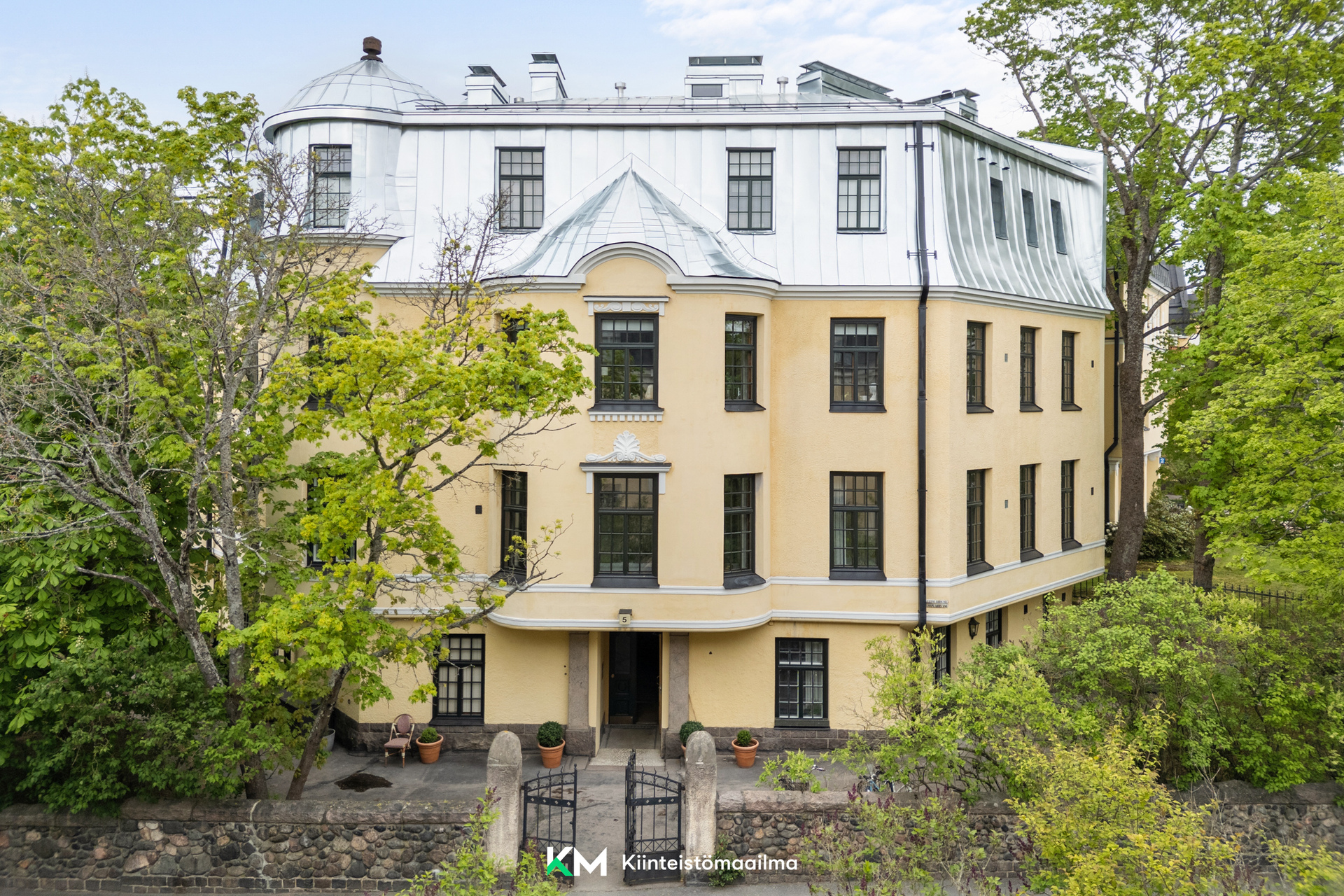 Juhani Ahon tie 5, Helsinki