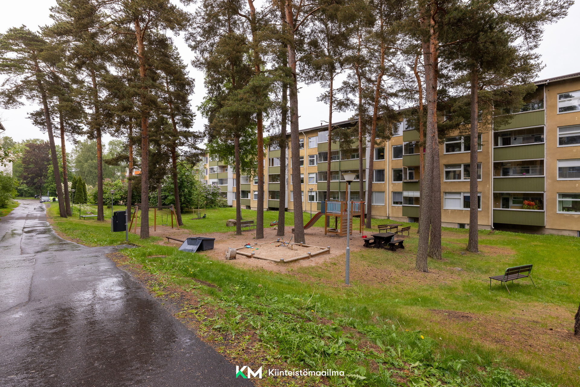 Lumikintie 6, Roihuvuori, Helsinki