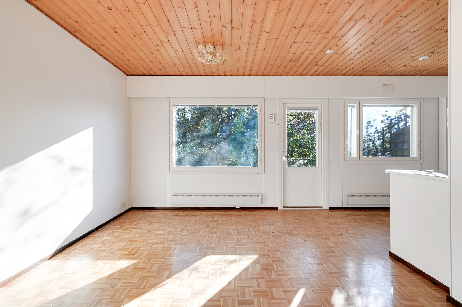 Ahvenanmaantie 5, Isokytö, Järvenpää