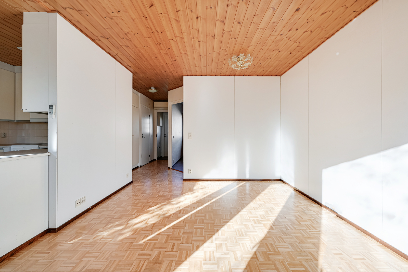 Ahvenanmaantie 5, Isokytö, Järvenpää