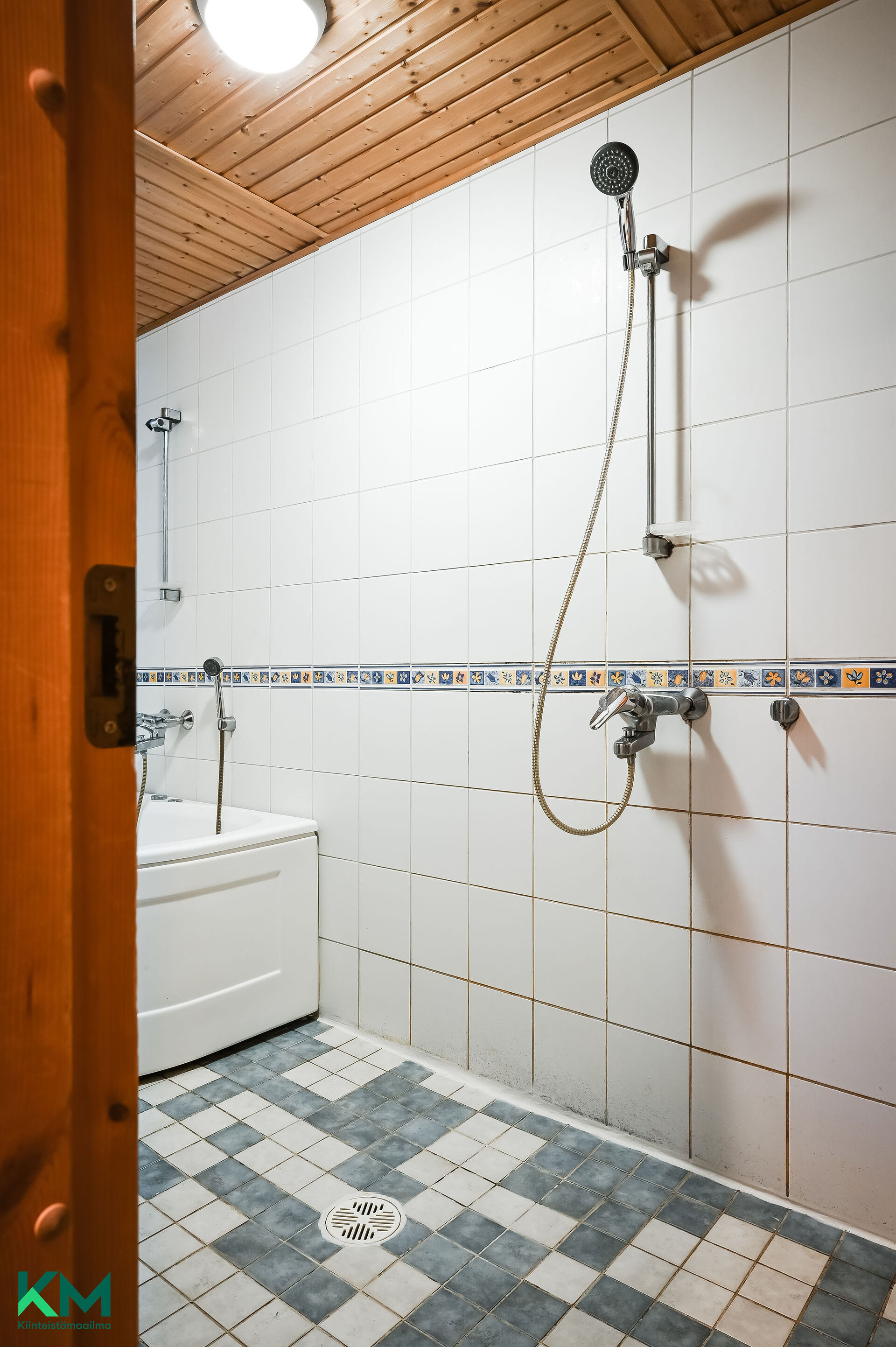Jauhokatu 10, Vartiolaakso, Lahti
