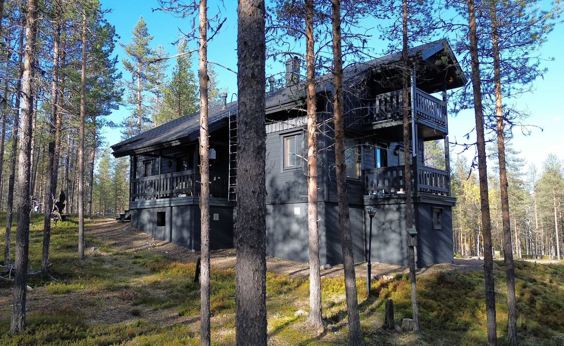 Vesikonkuja 2, Äkäslompolo, Kolari