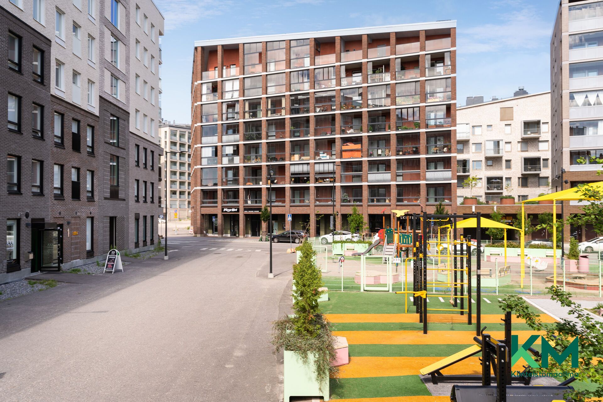 Rullakkokatu 3, Postipuisto, Helsinki