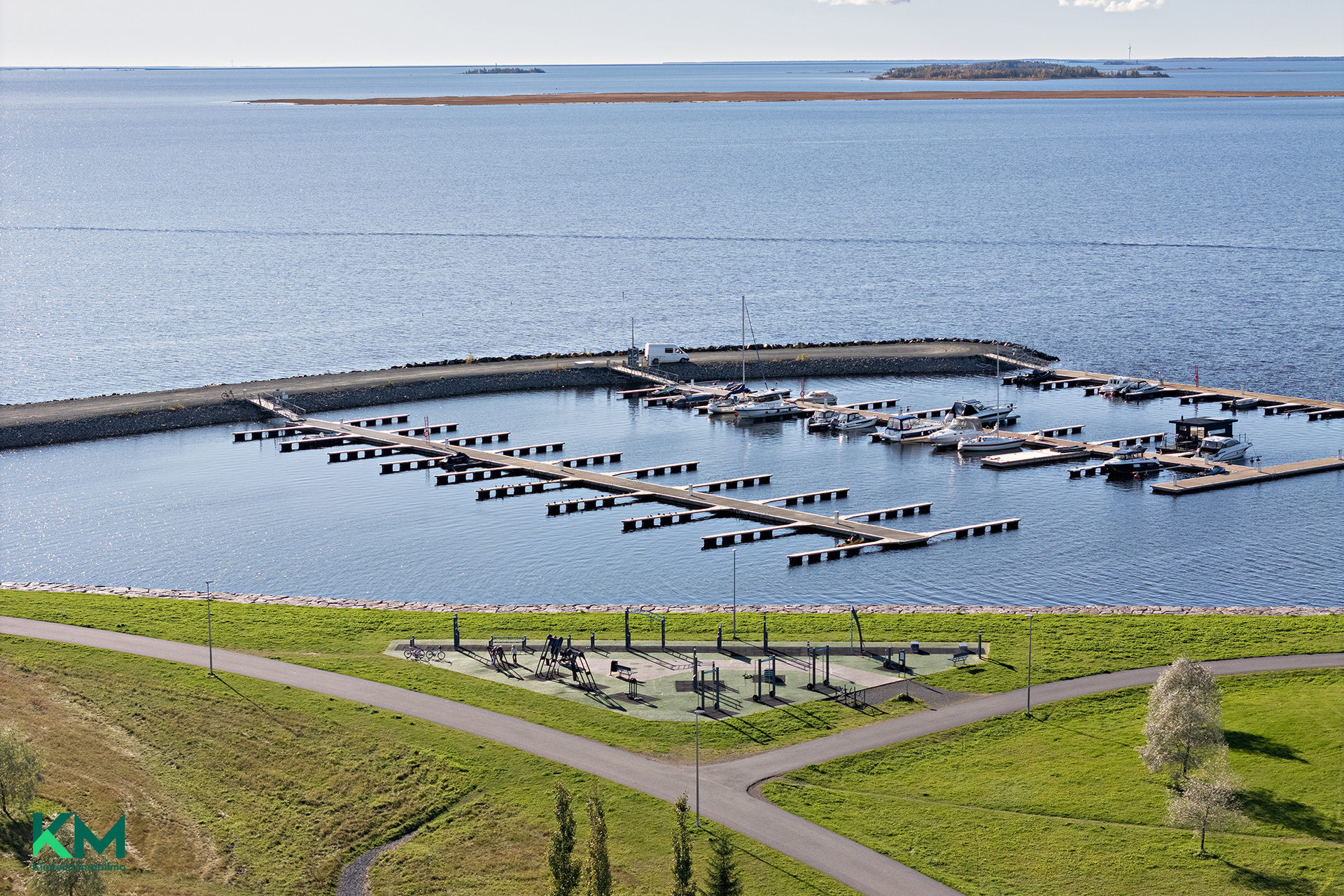Laivavarvintie 6, Pateniemenranta, Oulu