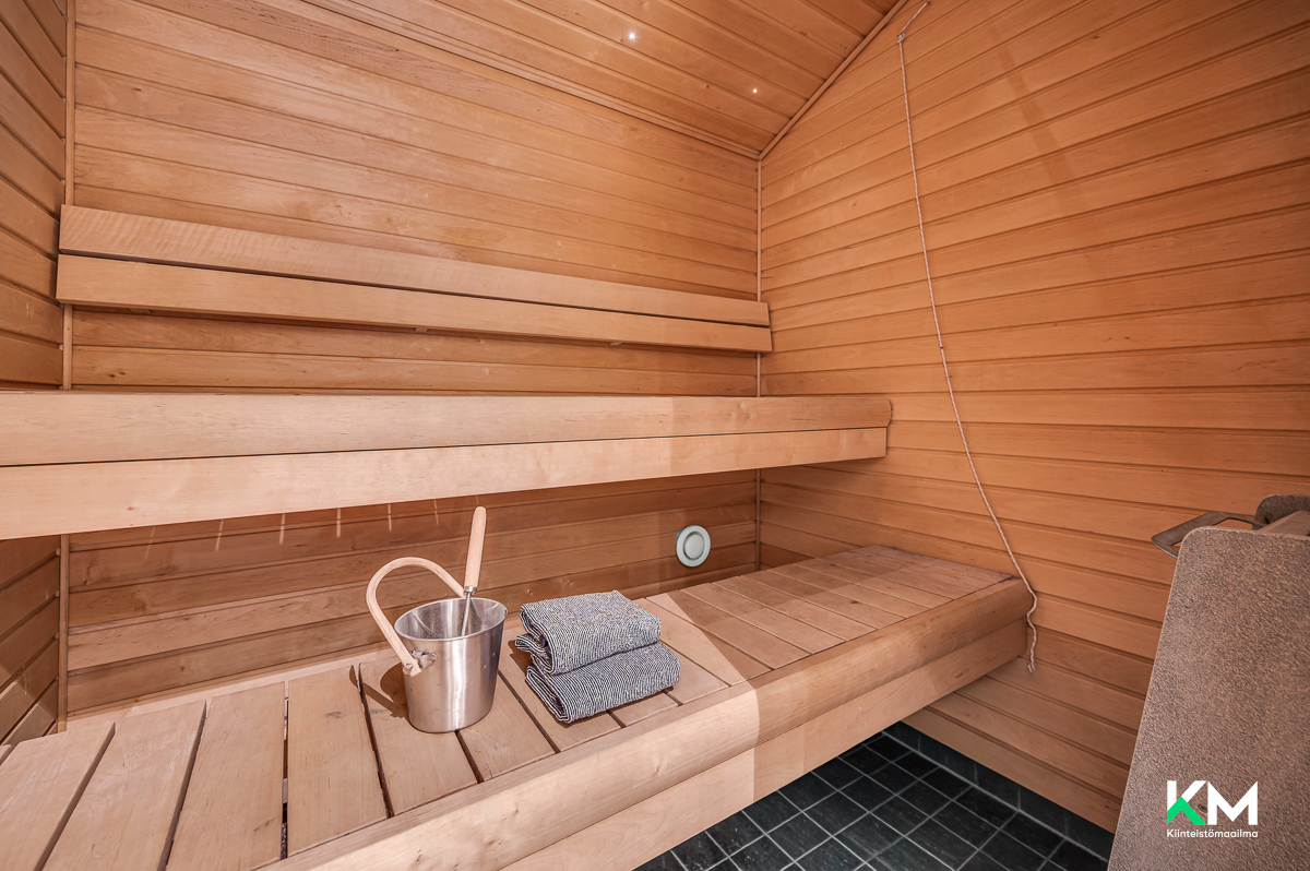 Carpelanintie 3, Raasepori