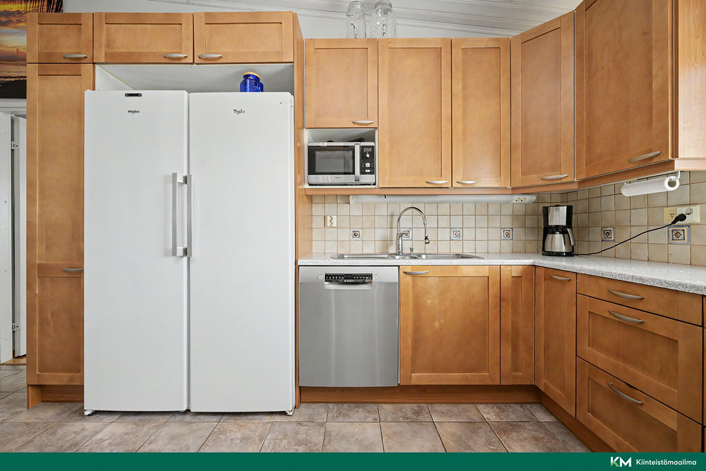 Peukaloisentie 18, Nurmijärvi