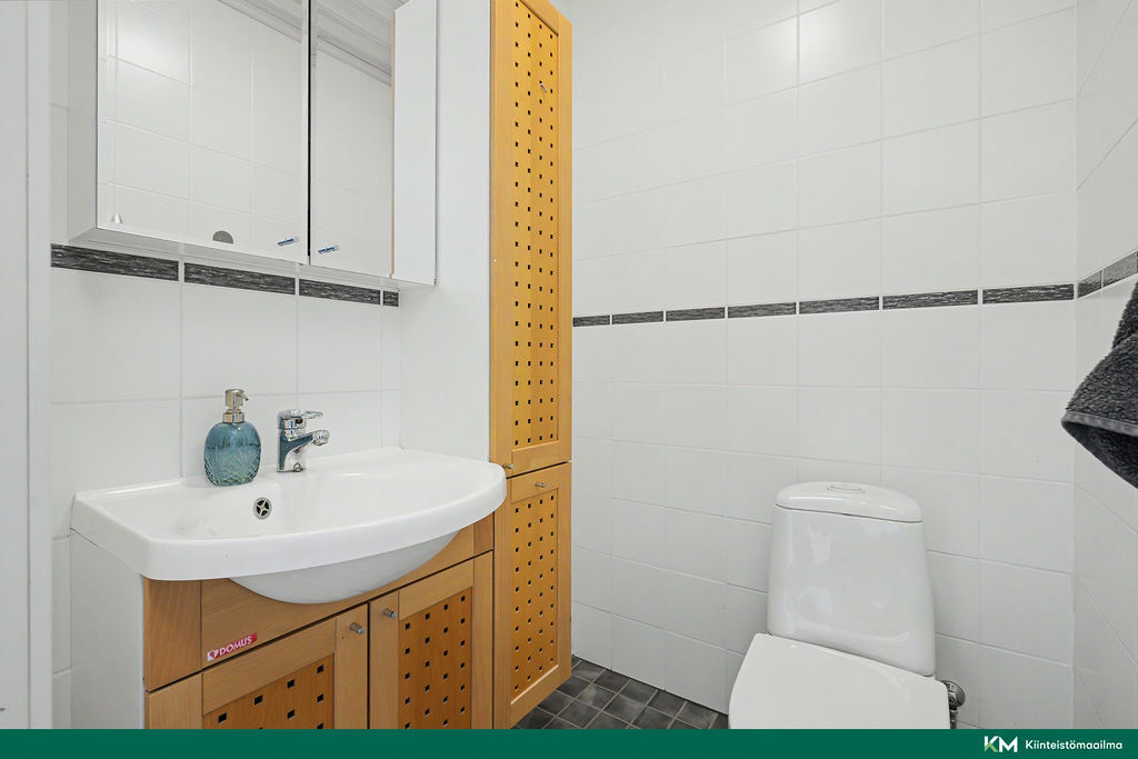 Peukaloisentie 18, Nurmijärvi