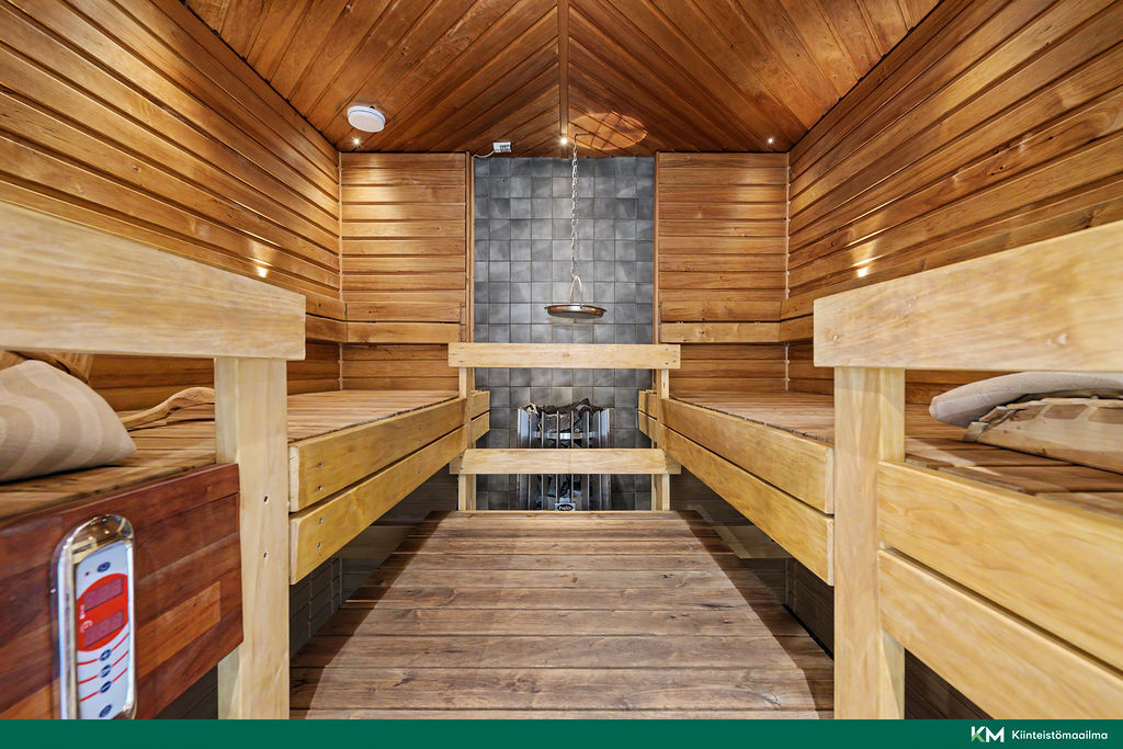 Peukaloisentie 18, Nurmijärvi