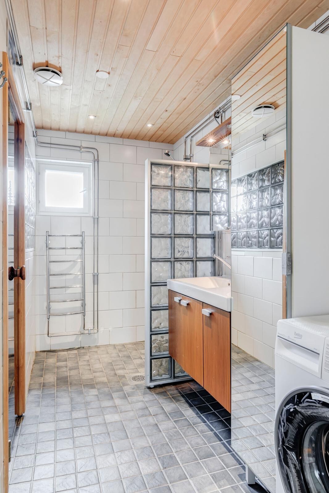 Venemestarintie 19, Rastila, Helsinki