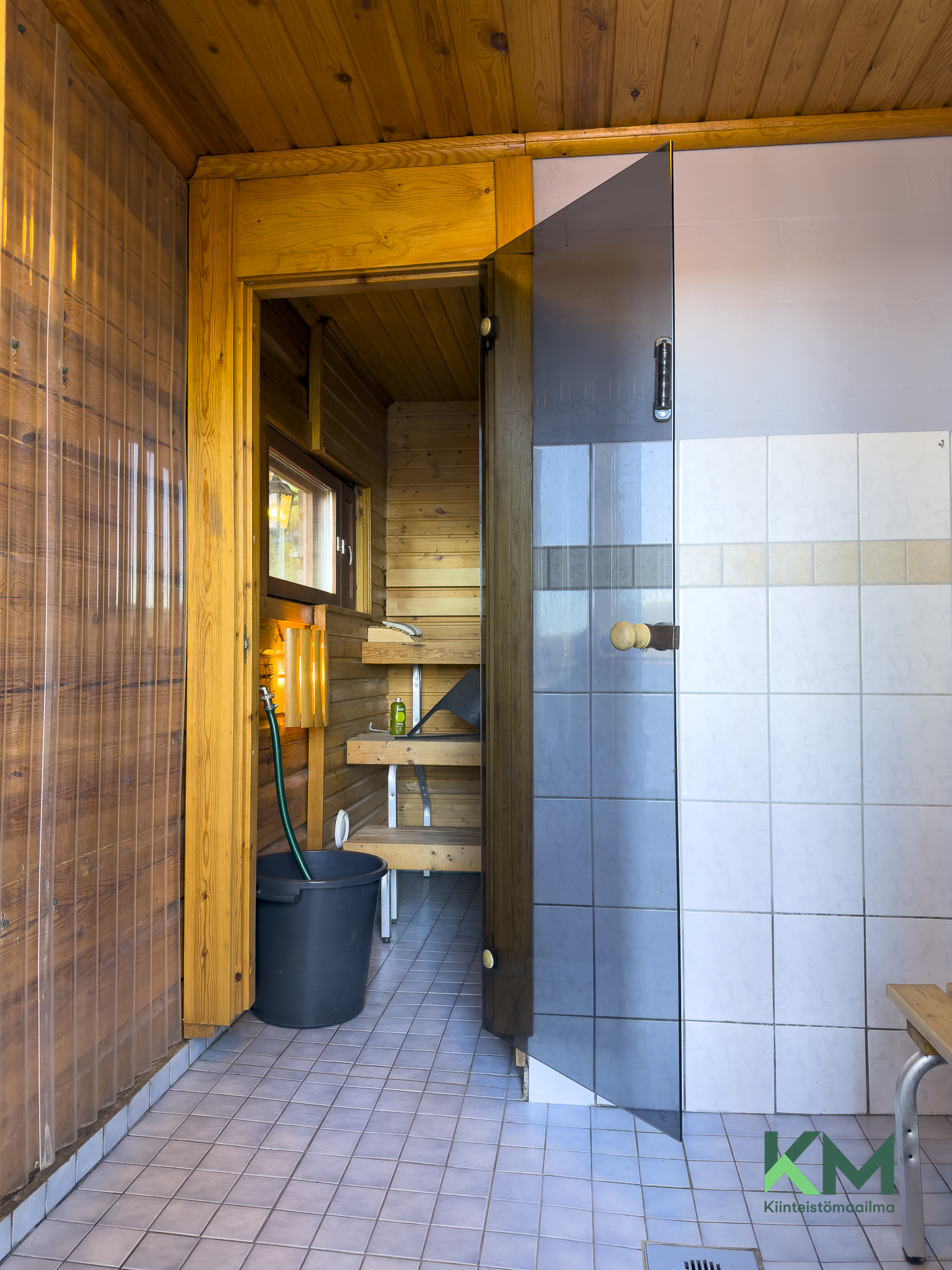 rantasaunan kylpyhuone