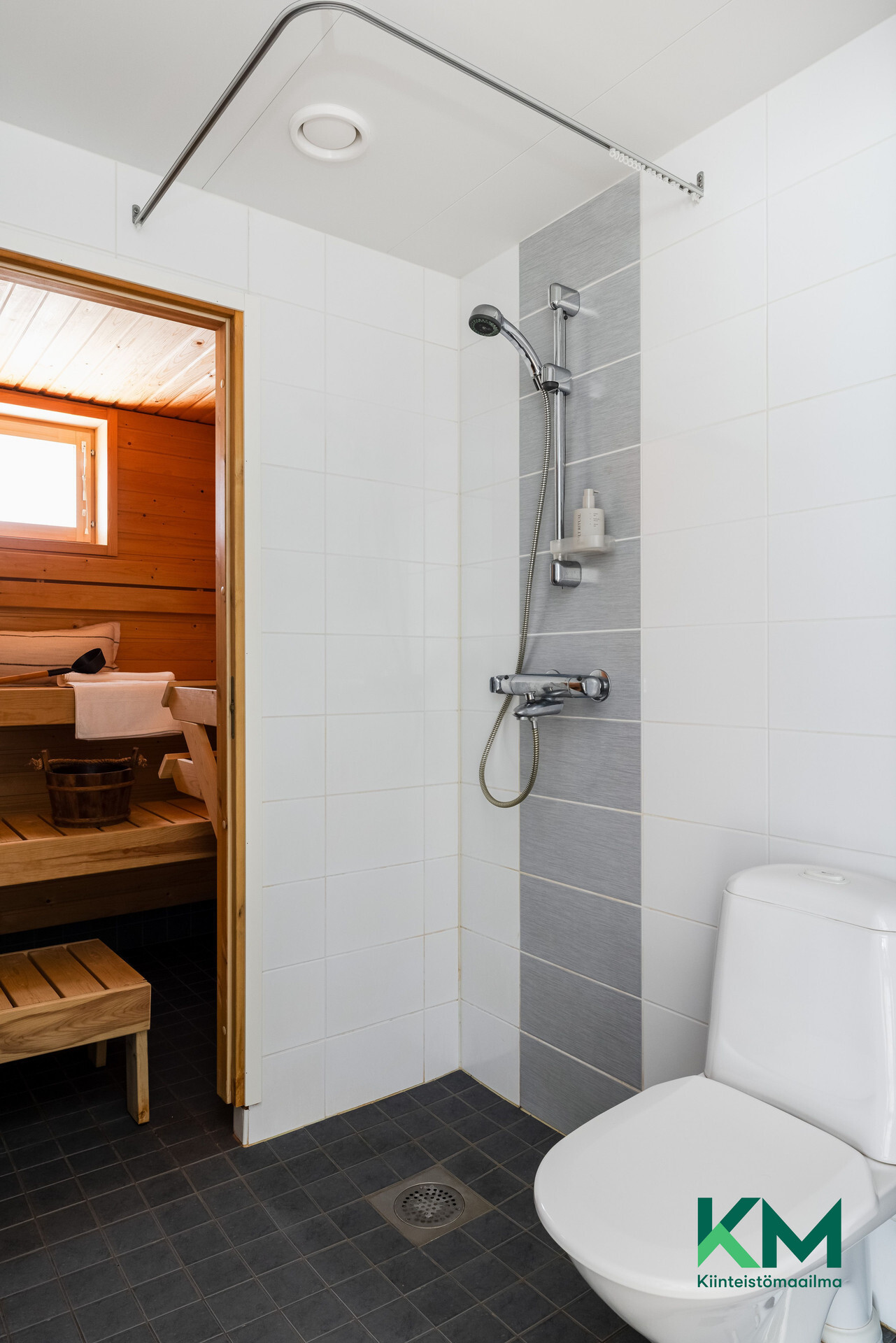 Venevalkamantie 7, Kauniainen, Kauniainen
