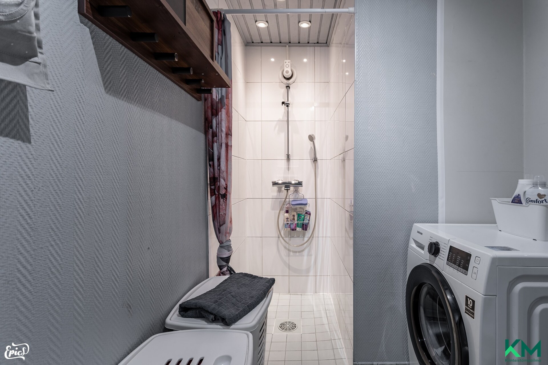 Asuinkerroksen kylpyhuone/wc