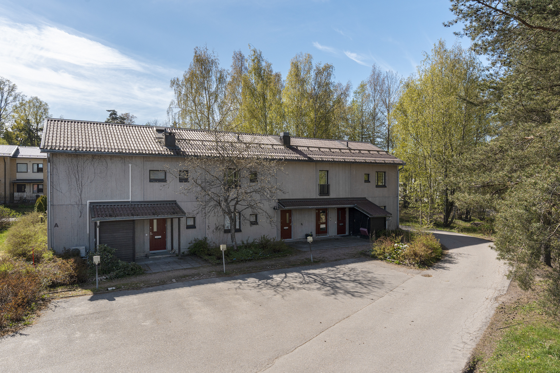 Käpytie 8, Helsinki