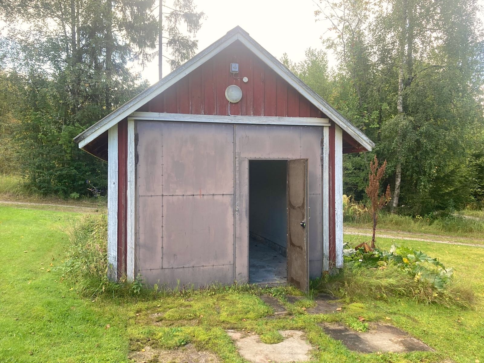 Salonmäentie 83, Mieto, Kurikka