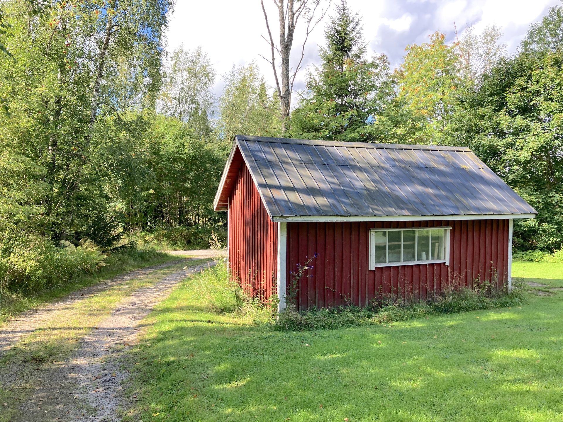 Salonmäentie 83, Mieto, Kurikka
