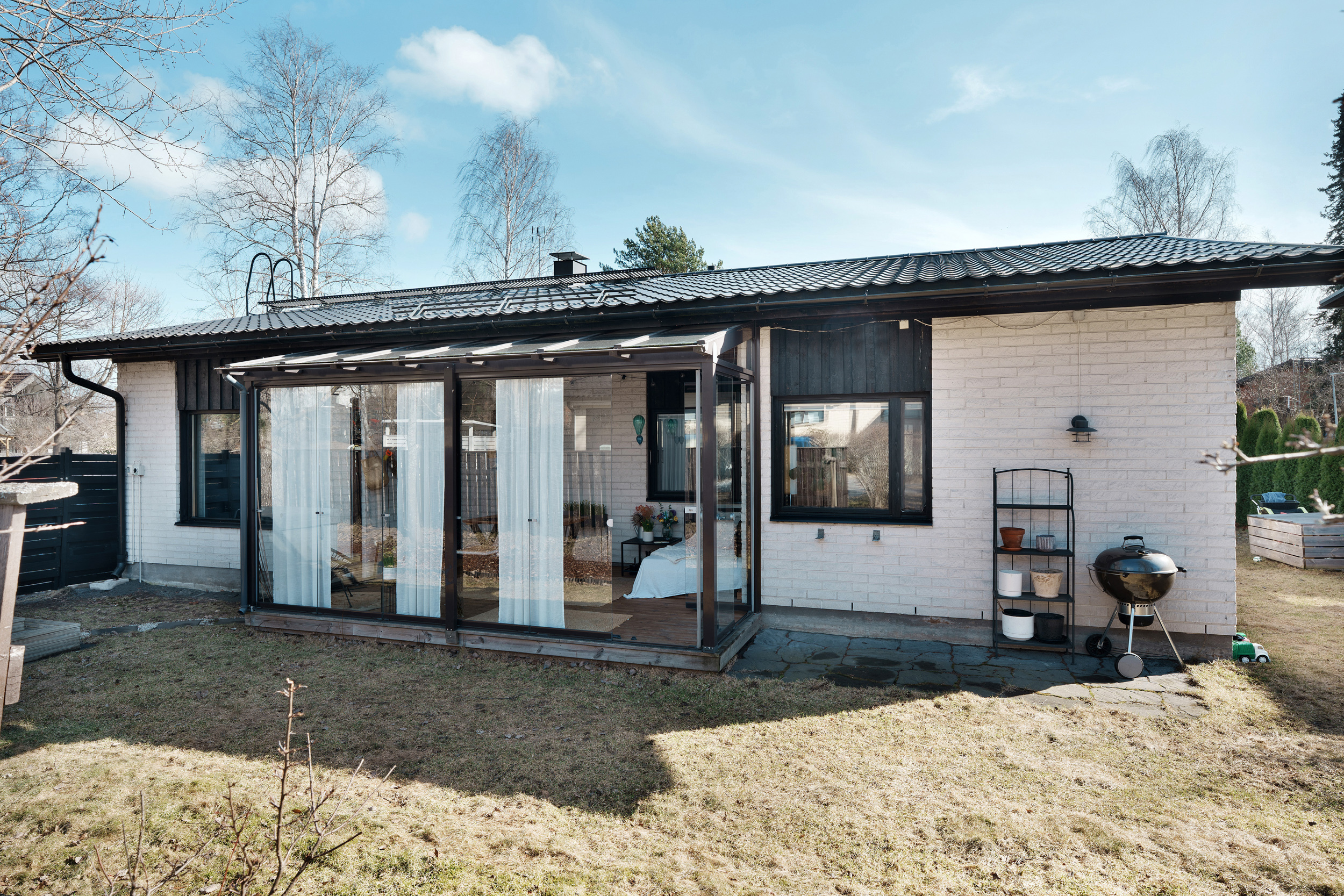 Erillistalossa elät kuin omakotitalossa.