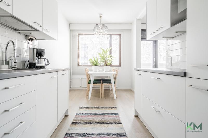 Yllästunturinkuja 1, Helsinki