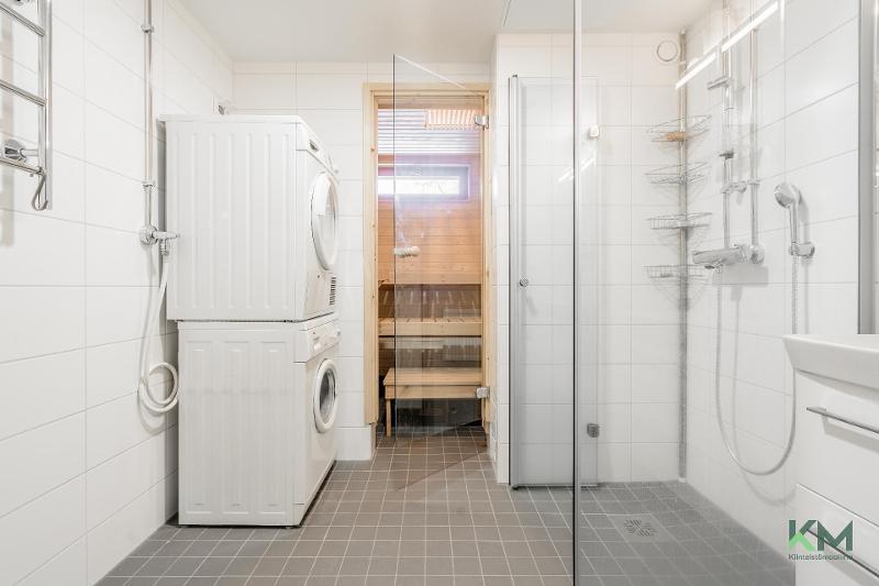Yllästunturinkuja 1, Helsinki