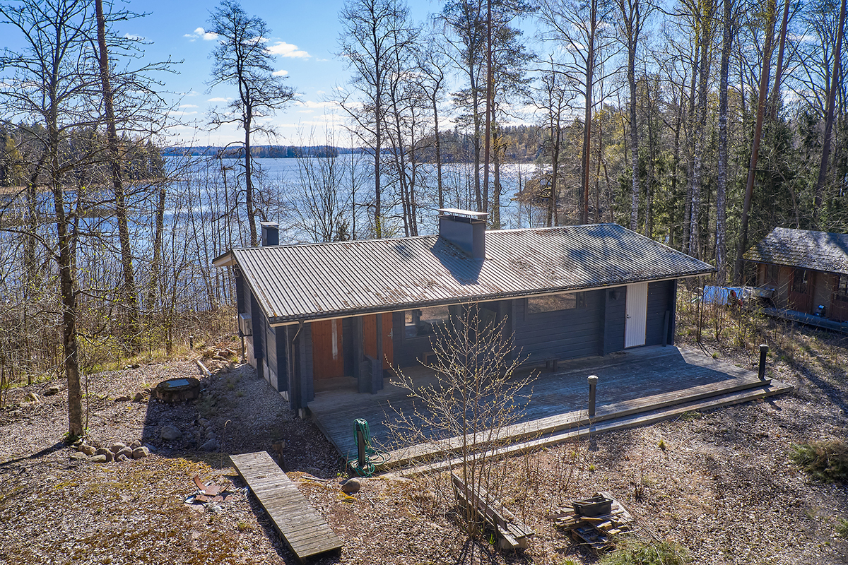Ensio Rislakin tie 20, Lohja