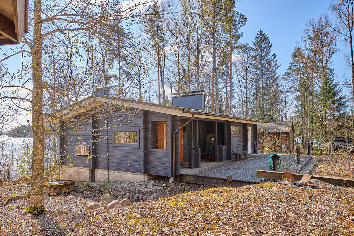 Ensio Rislakin tie 20, Lohja