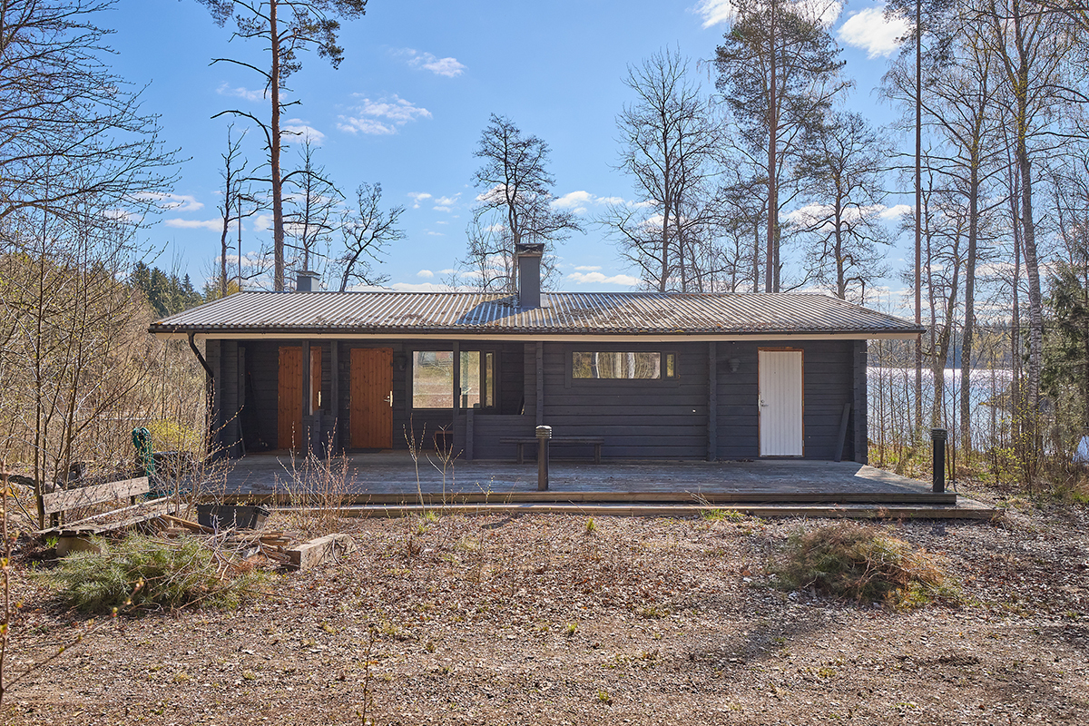 Ensio Rislakin tie 20, Lohja