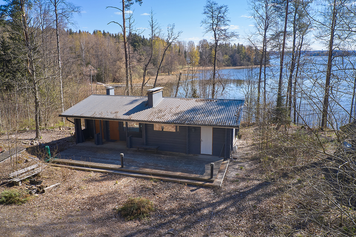 Ensio Rislakin tie 20, Lohja