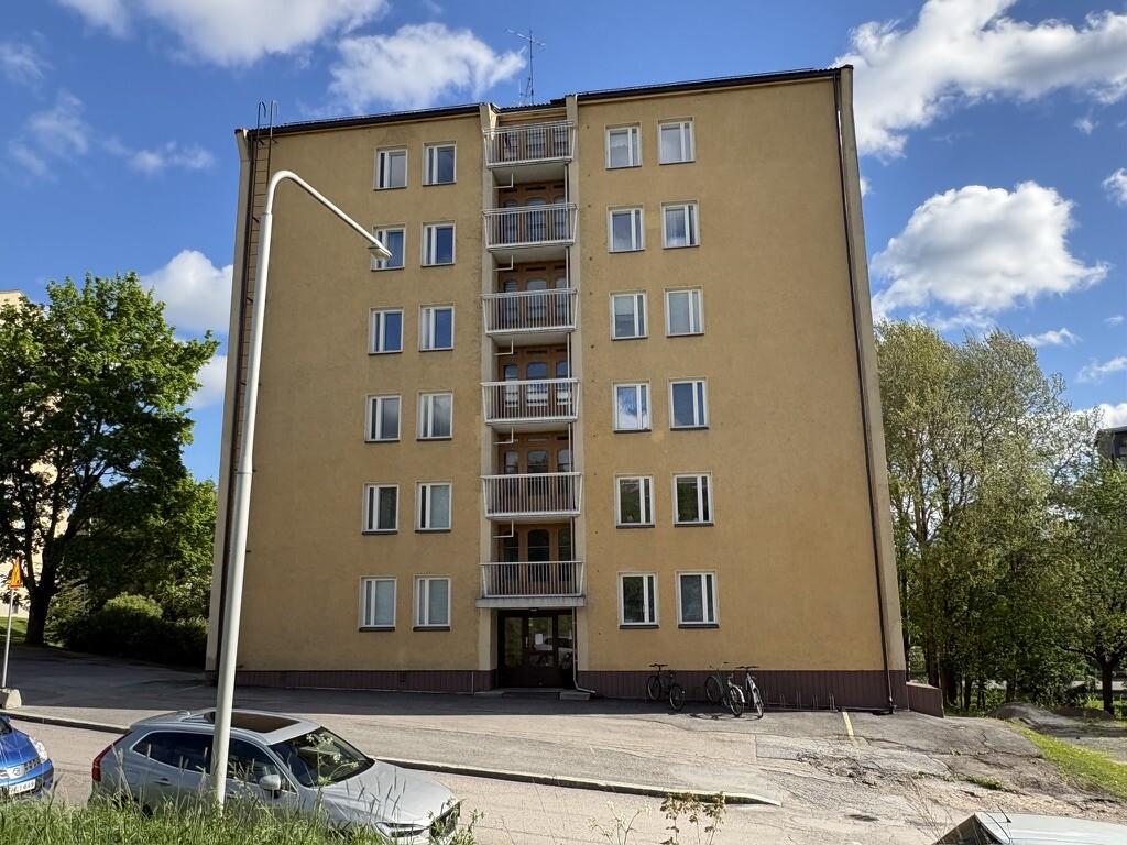Kylmänojankatu 8, Keskusta, Nokia
