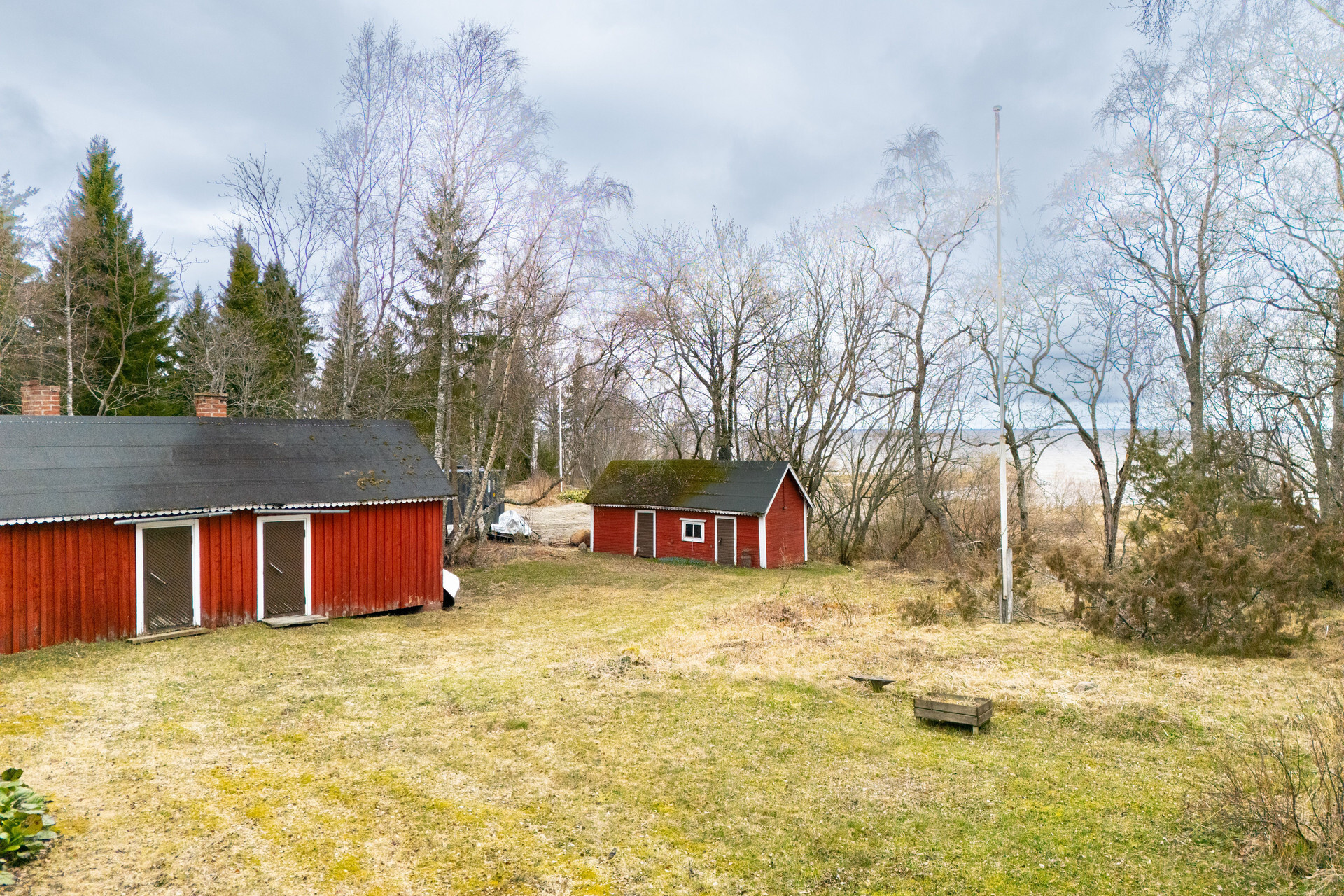 Piharakennukset