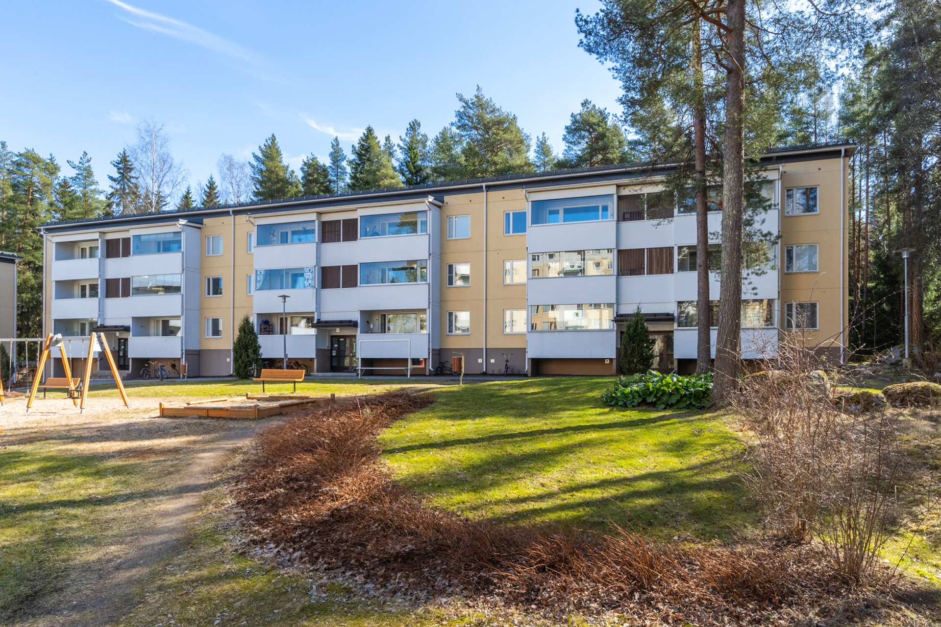 Virontörmänkatu 8, Tesoma, Tampere