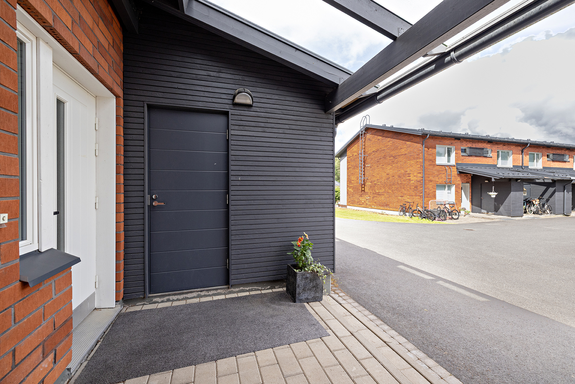 Luotolaisentie 12, Oinaansuo, Oulu