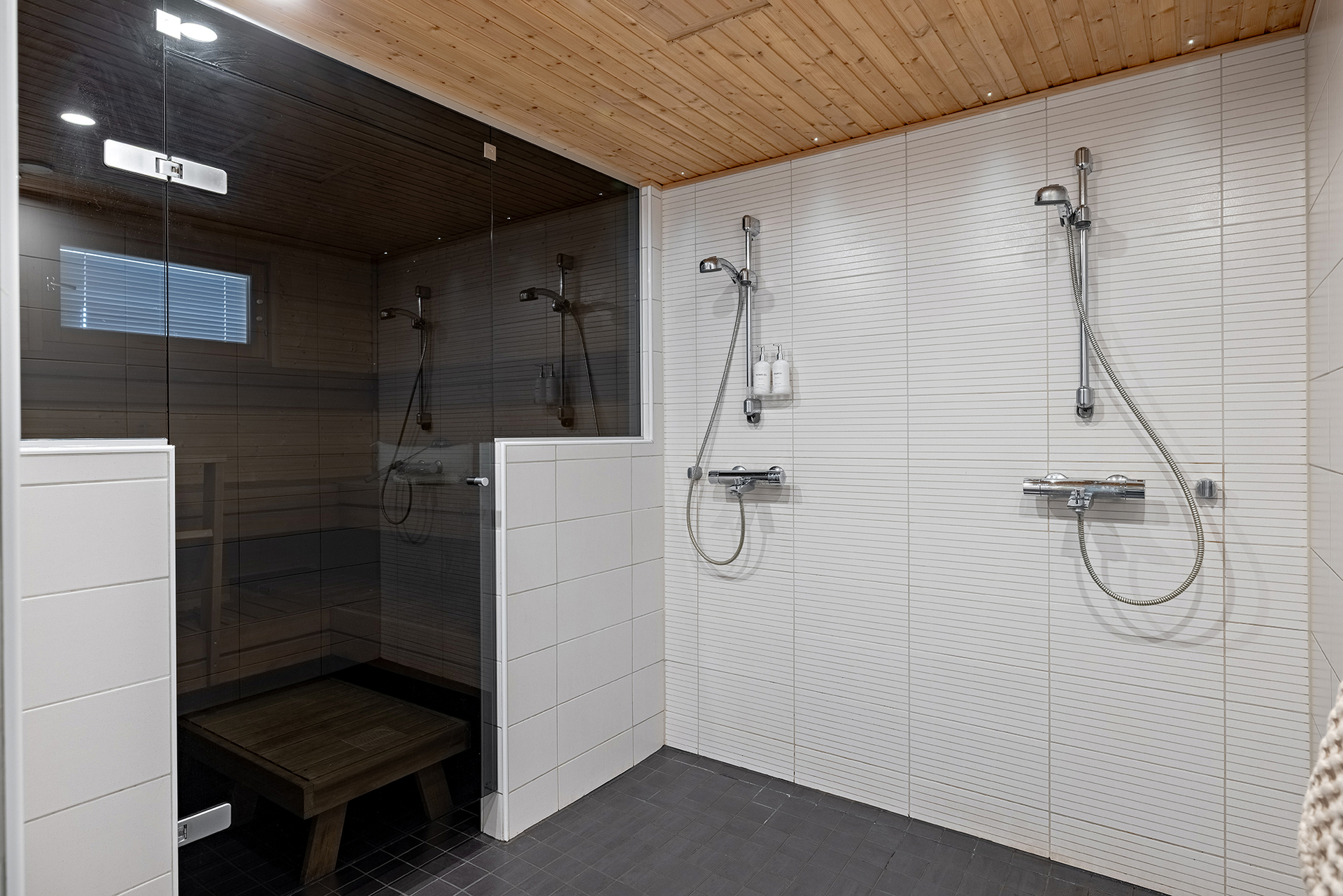 Luotolaisentie 12, Oinaansuo, Oulu