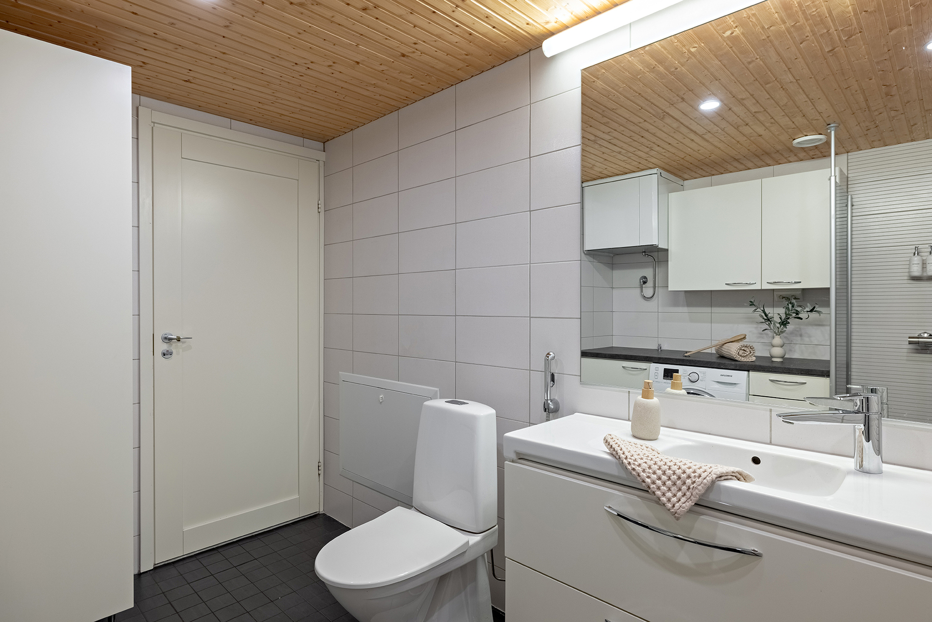 Luotolaisentie 12, Oinaansuo, Oulu