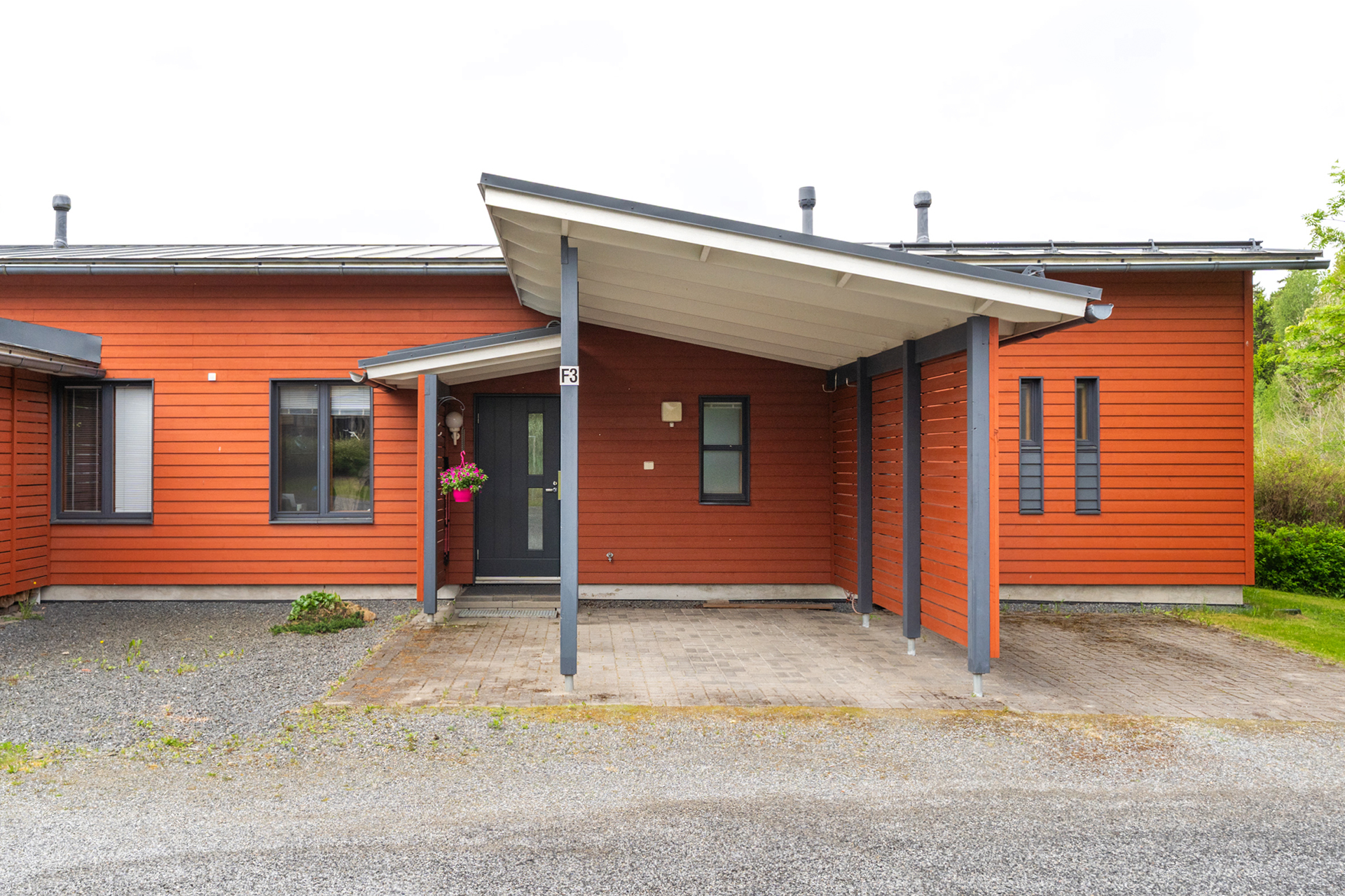 Lapsiperheen unelmakoti Kuljussa