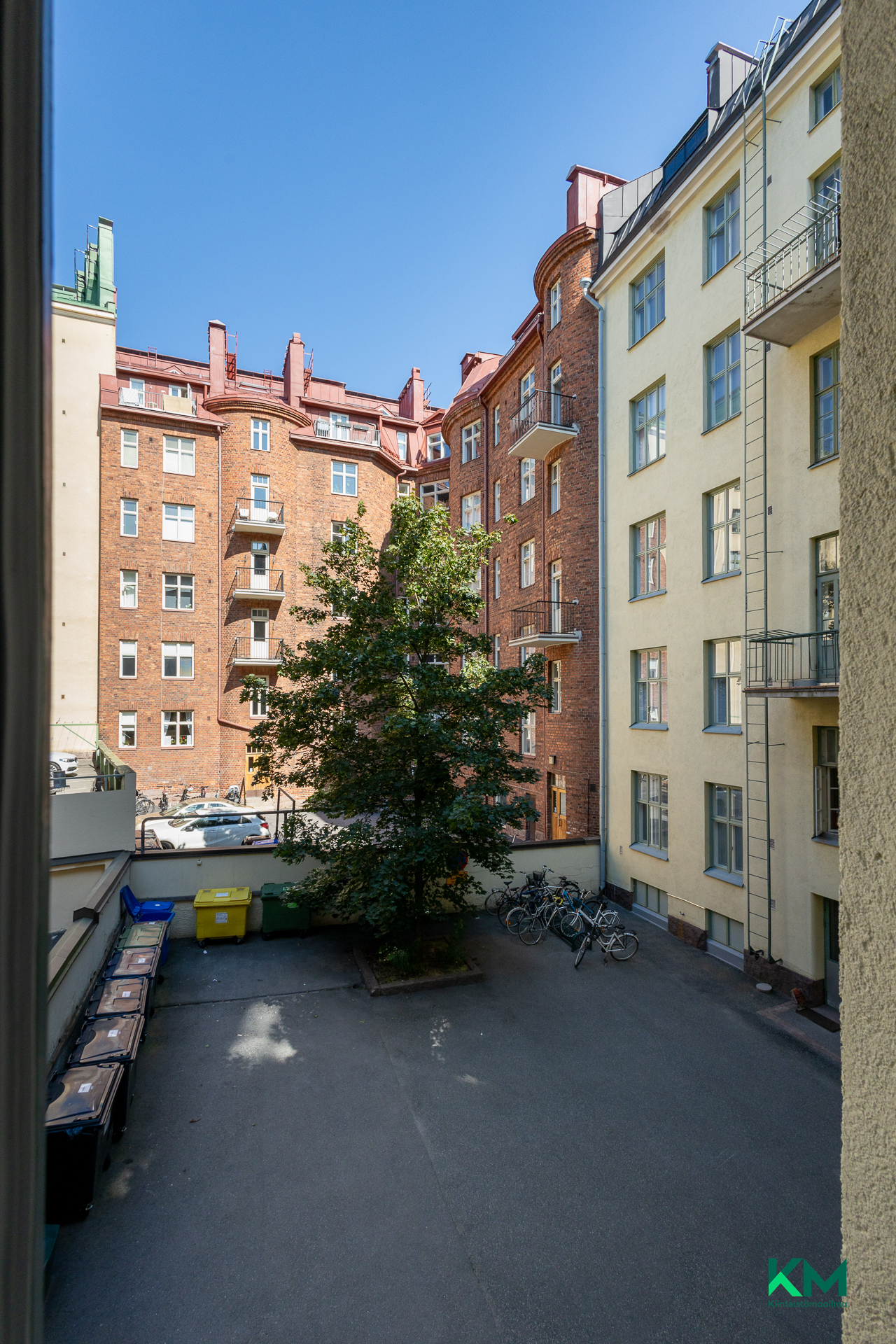 Näkymää ikkunoista