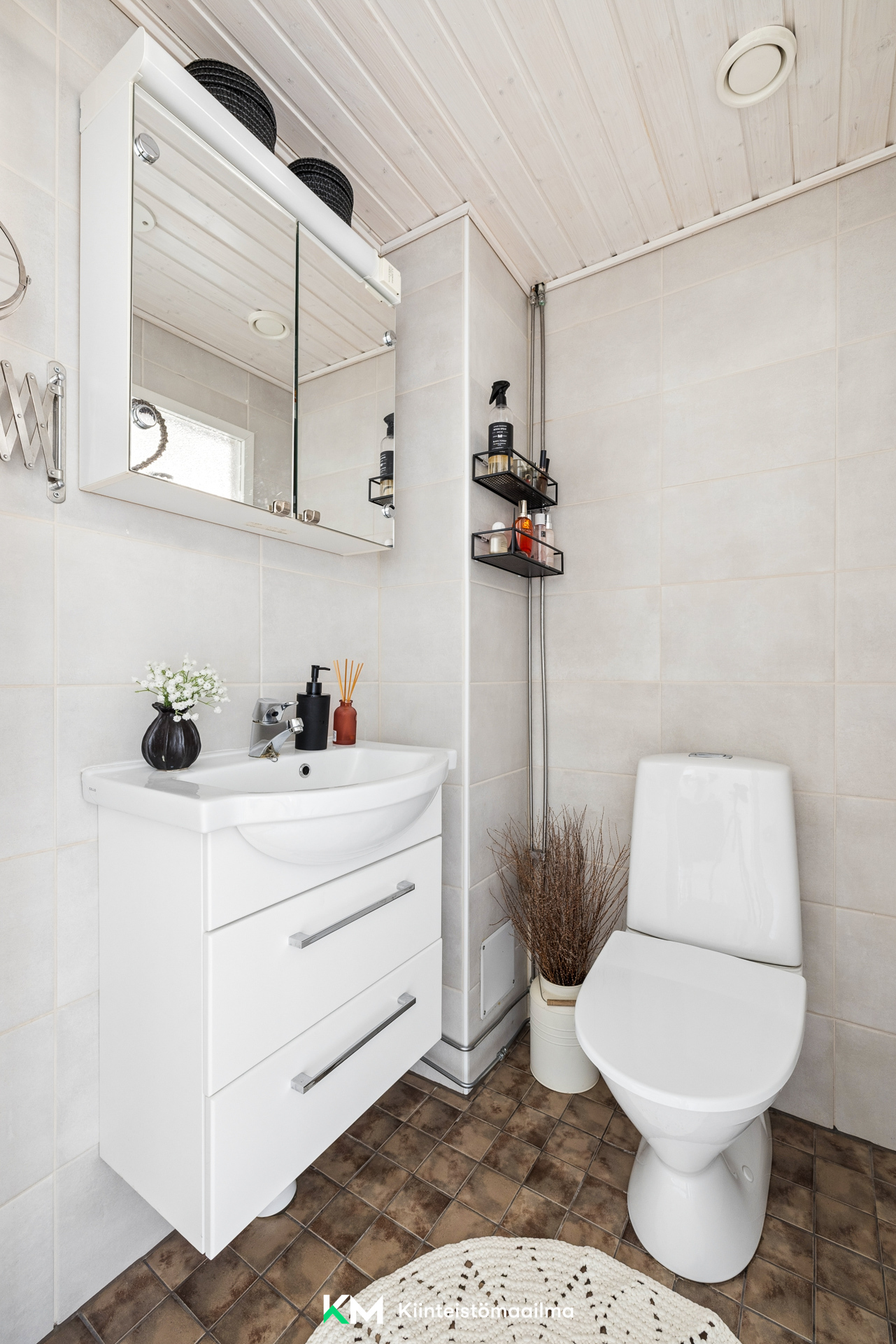 Nuottaniementie 27, Nuottaniemi, Espoo