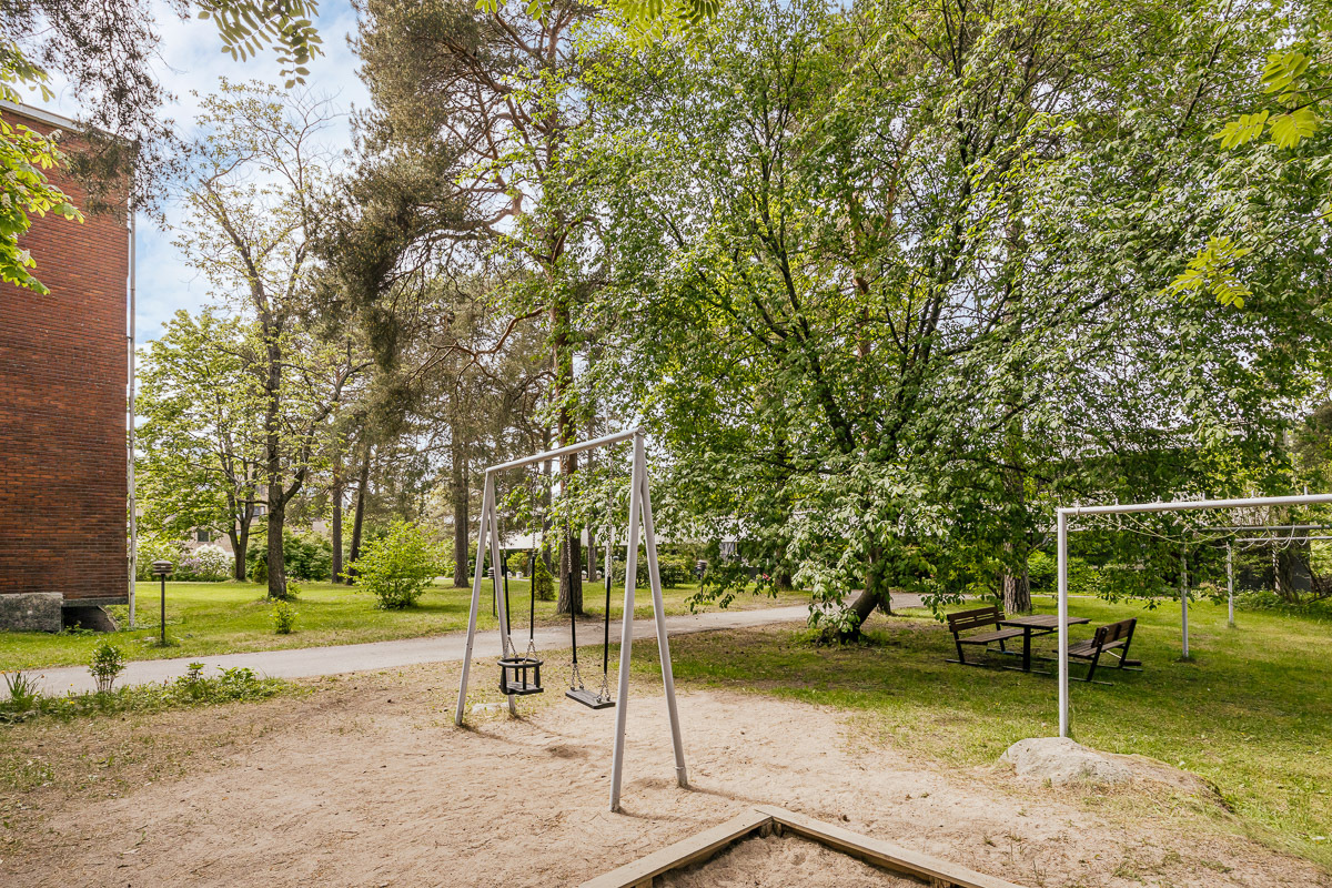 Kulosaaren puistotie 46, Kulosaari, Helsinki