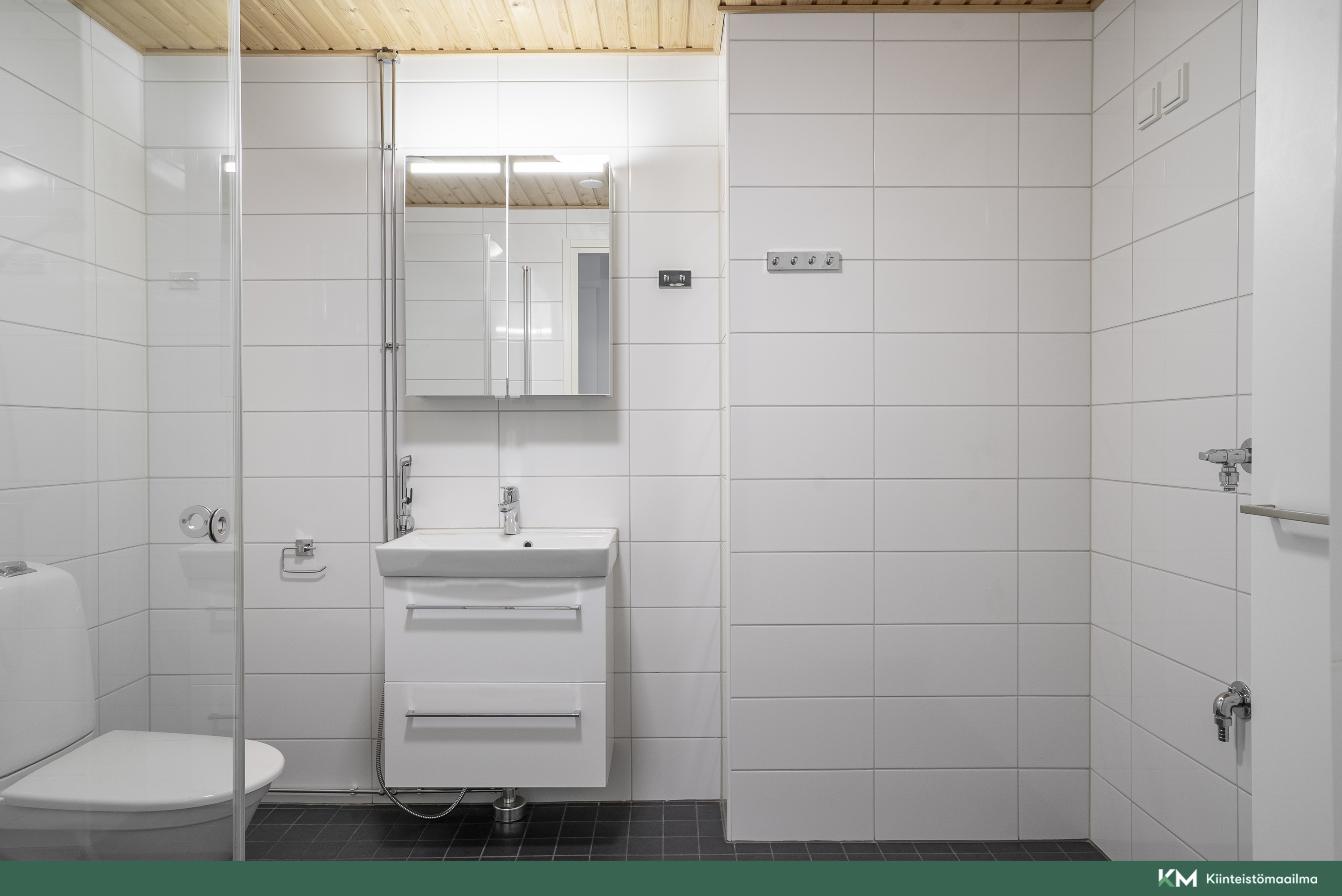 Välimerenkatu 6, Jätkäsaari, Helsinki