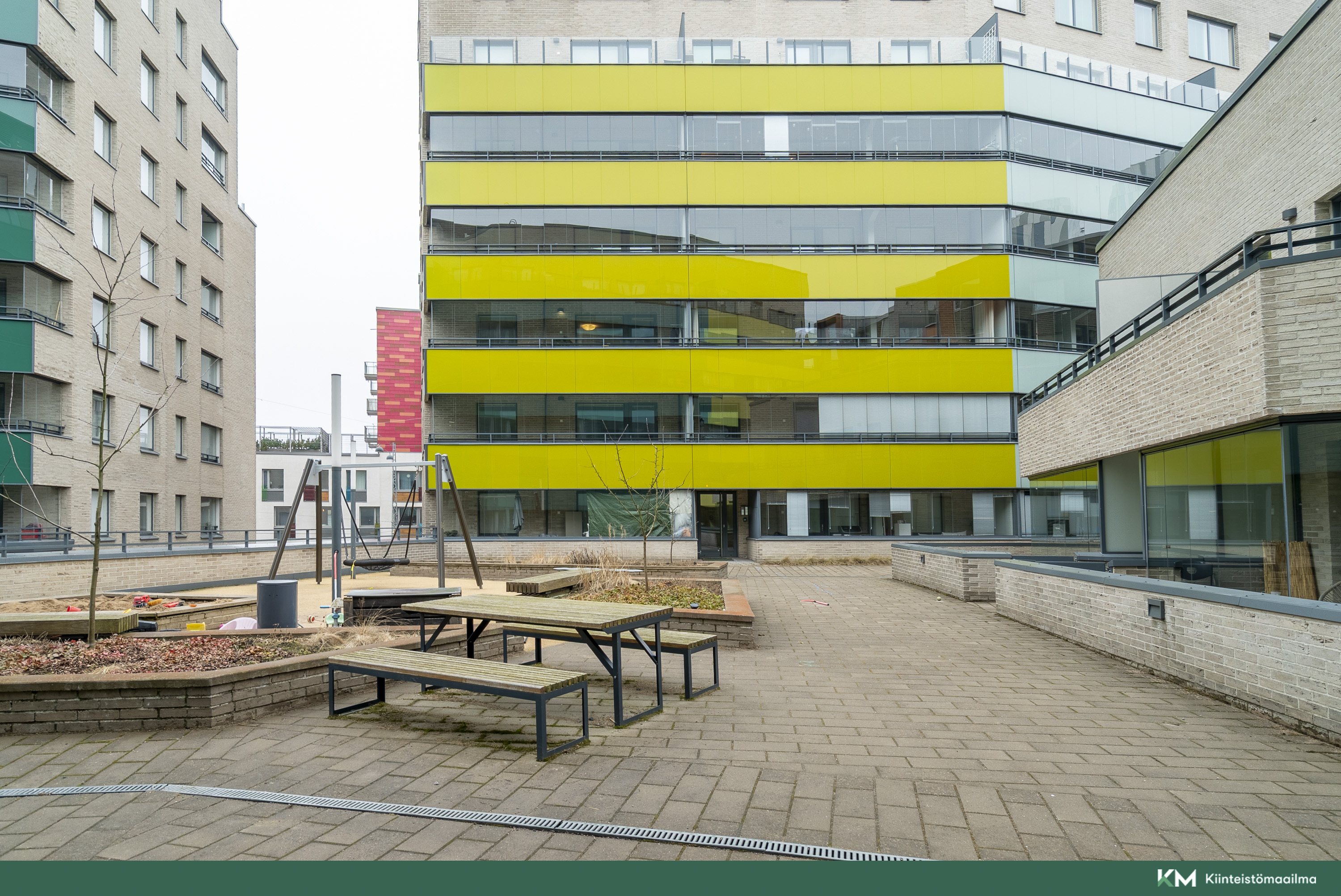 Välimerenkatu 6, Jätkäsaari, Helsinki